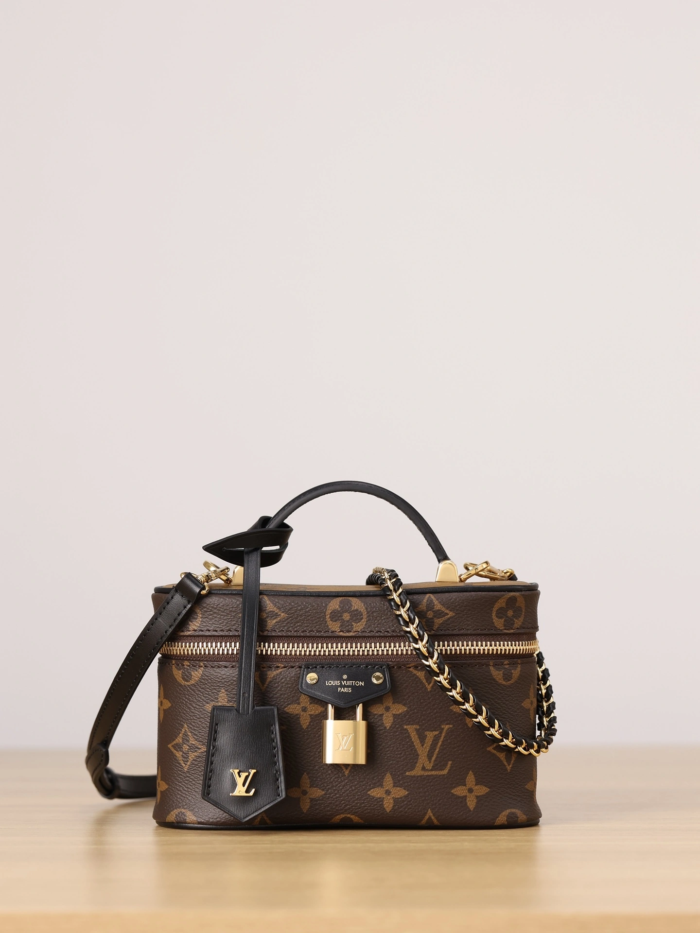 custombag-- 8V M47125 cowhide item:D-B000H0106