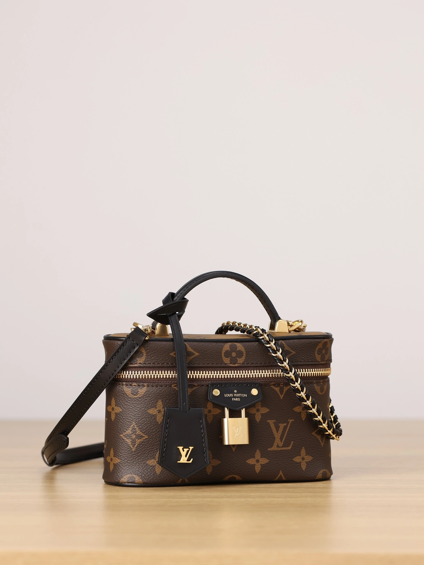custombag-- 8V M47125 cowhide item:D-B000H0106