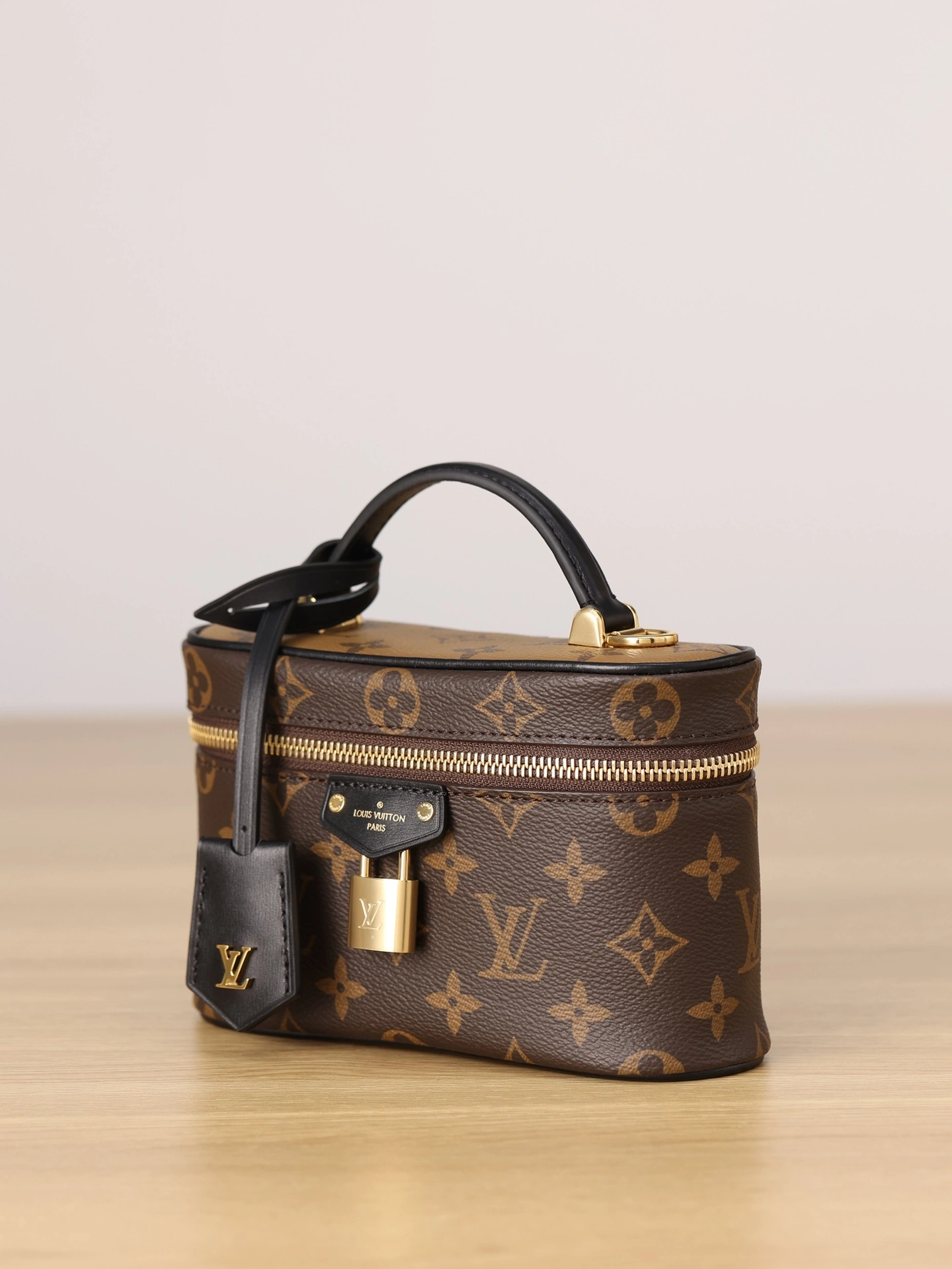 custombag-- 8V M47125 cowhide item:D-B000H0106