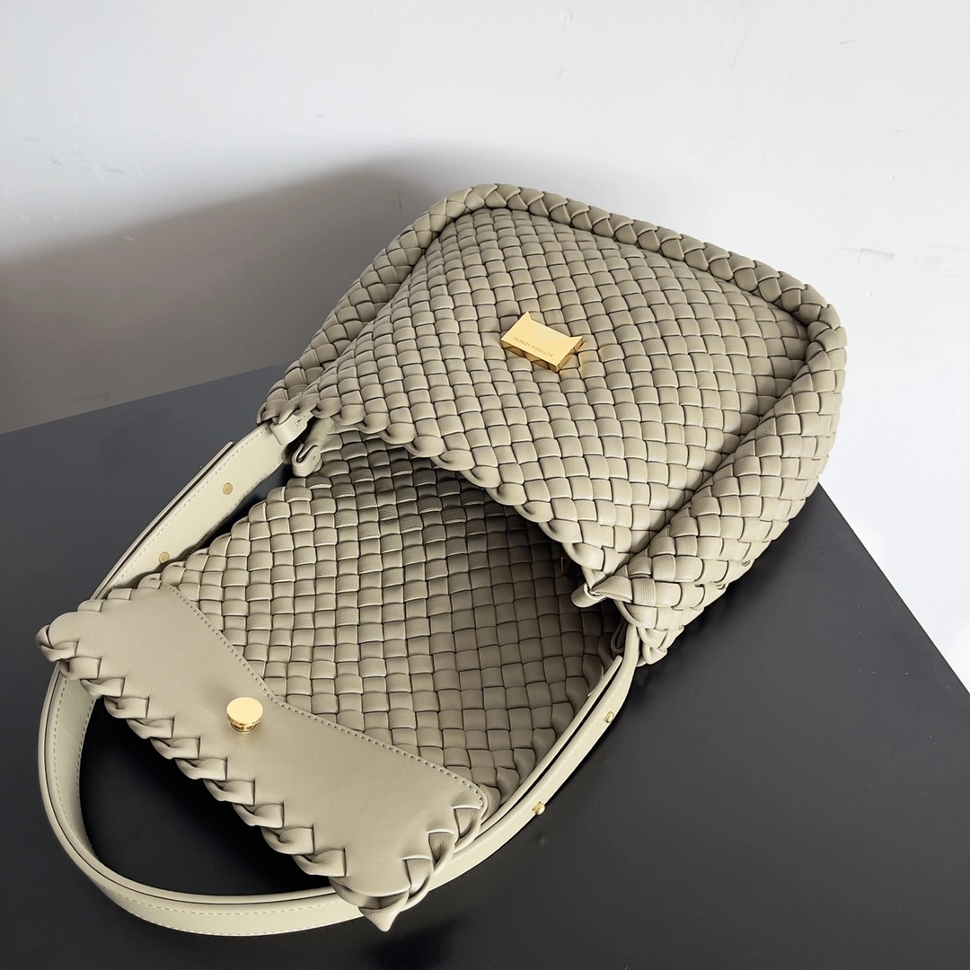 custombag-- V595t1 709418V01D11520 counters quality item:D-B063I1230