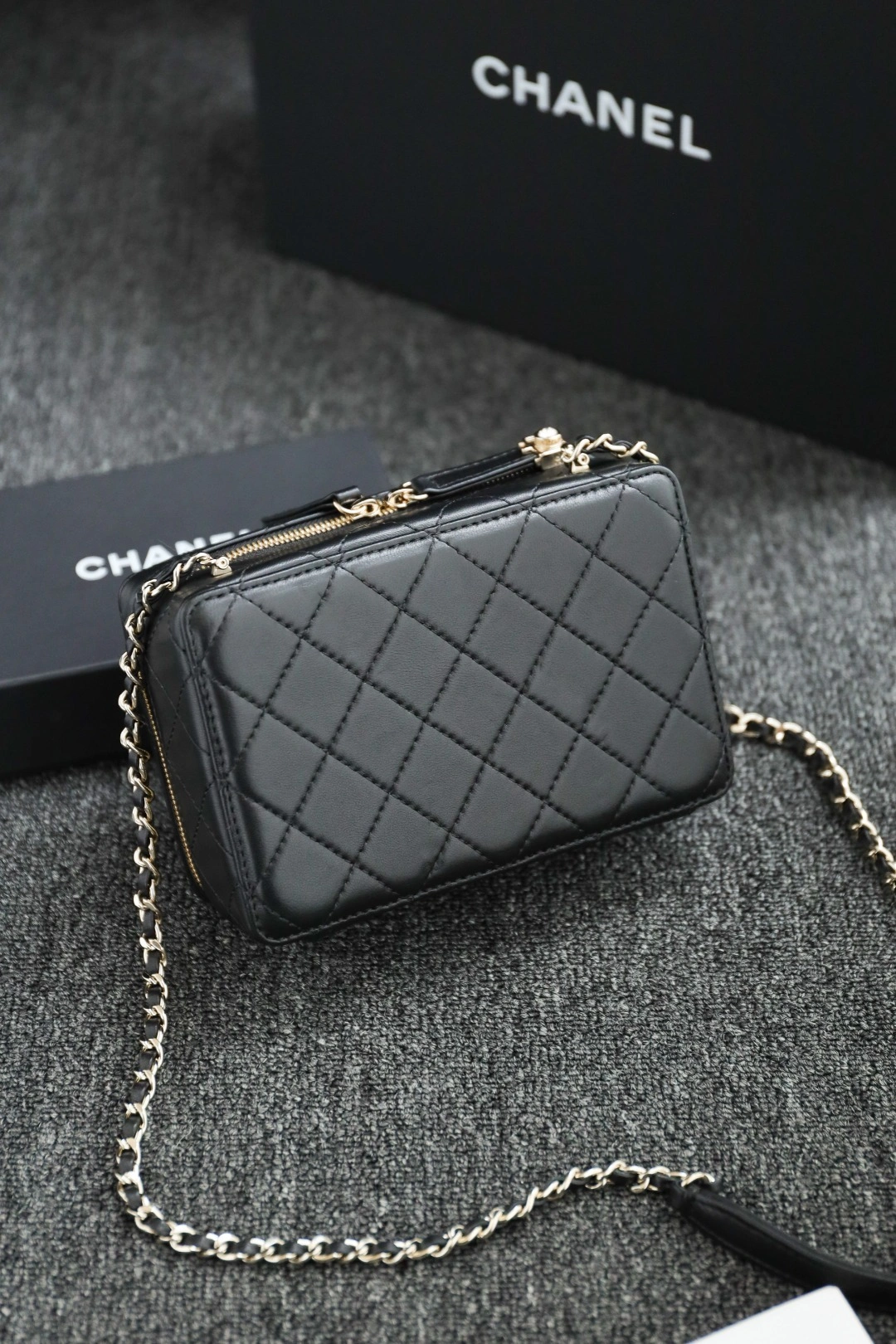 custombag--3h1958 AS4817-B16255-94305 sheepskin item:D-B804E2835