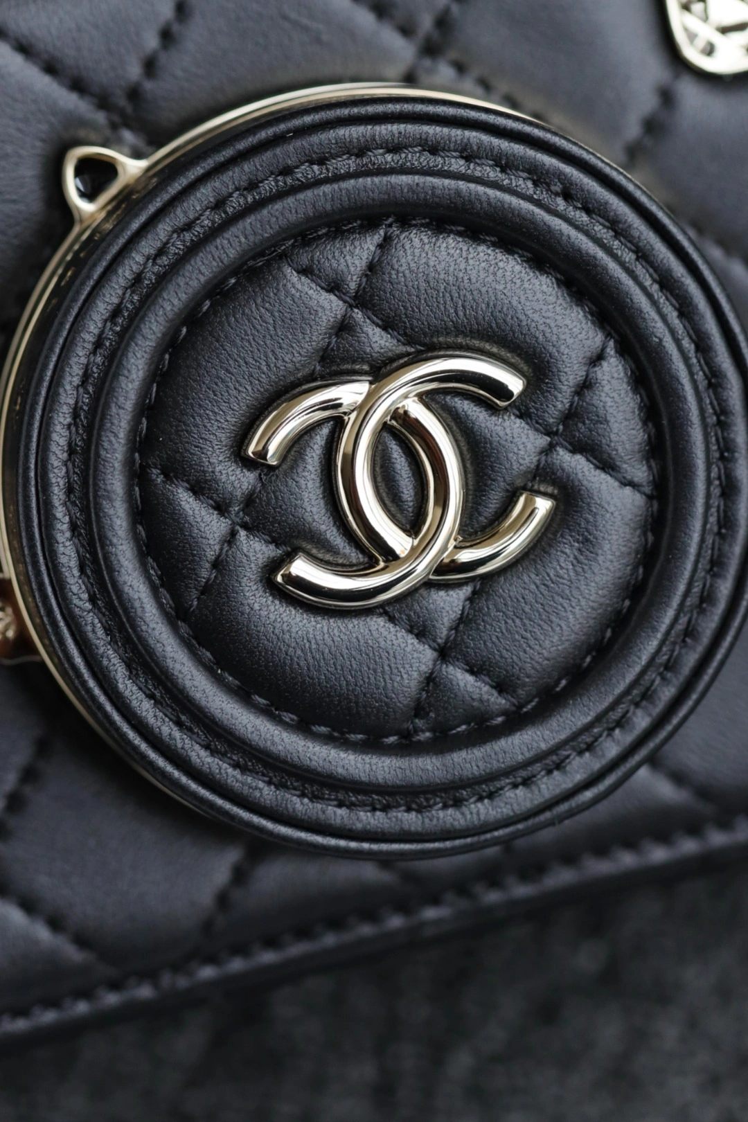 custombag--3h1958 AS4817-B16255-94305 sheepskin item:D-B804E2835