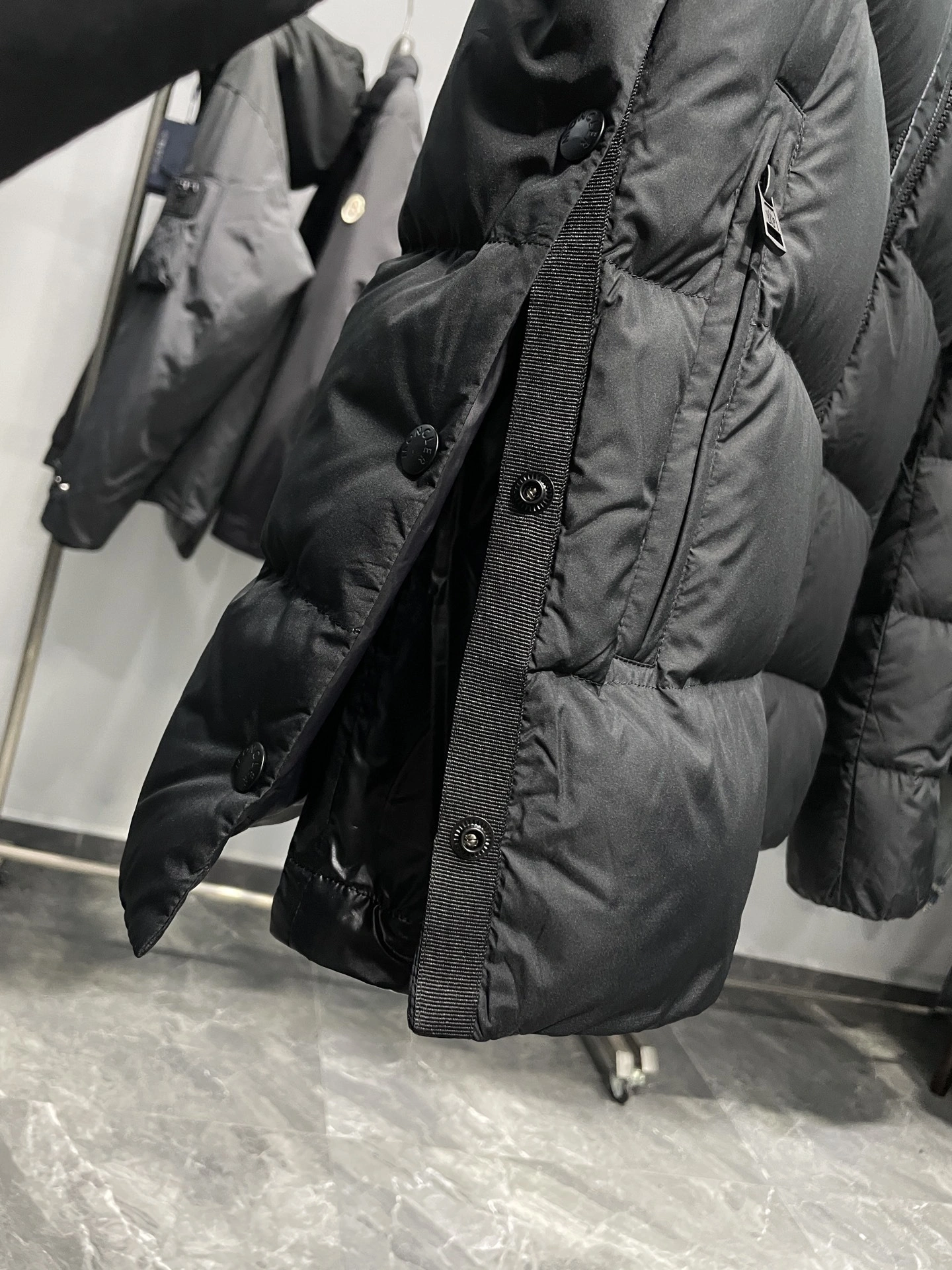Bald Eagle- 7o9385r Down jacket 90 white duck down nylon embroidery item:E-F360K0307