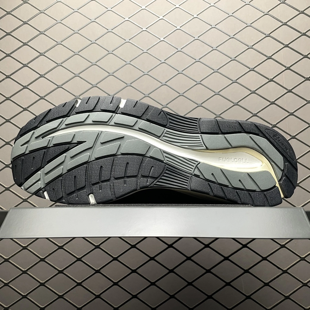 Flying pig--Other brands U991CK2 Daniëlle Cathari x Kith x NB 991v2 Made In UK“Reverse” item: E-X319L2812B
