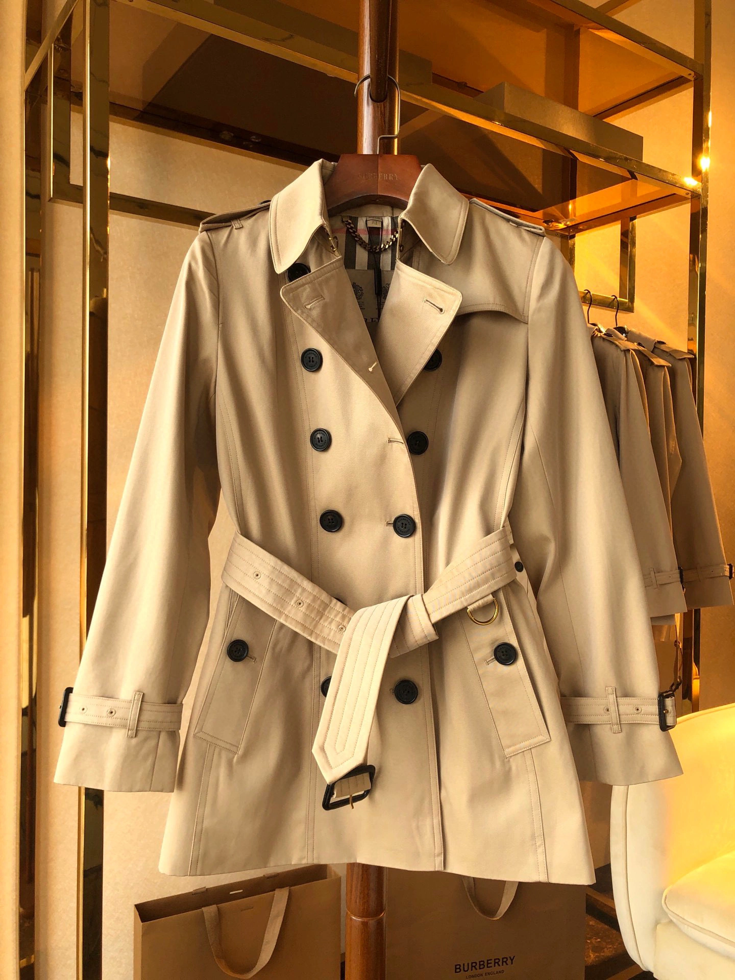 -Ladies Sandringham Series Honey Short British Style Wind Coat item: 086G020F0740G2610
