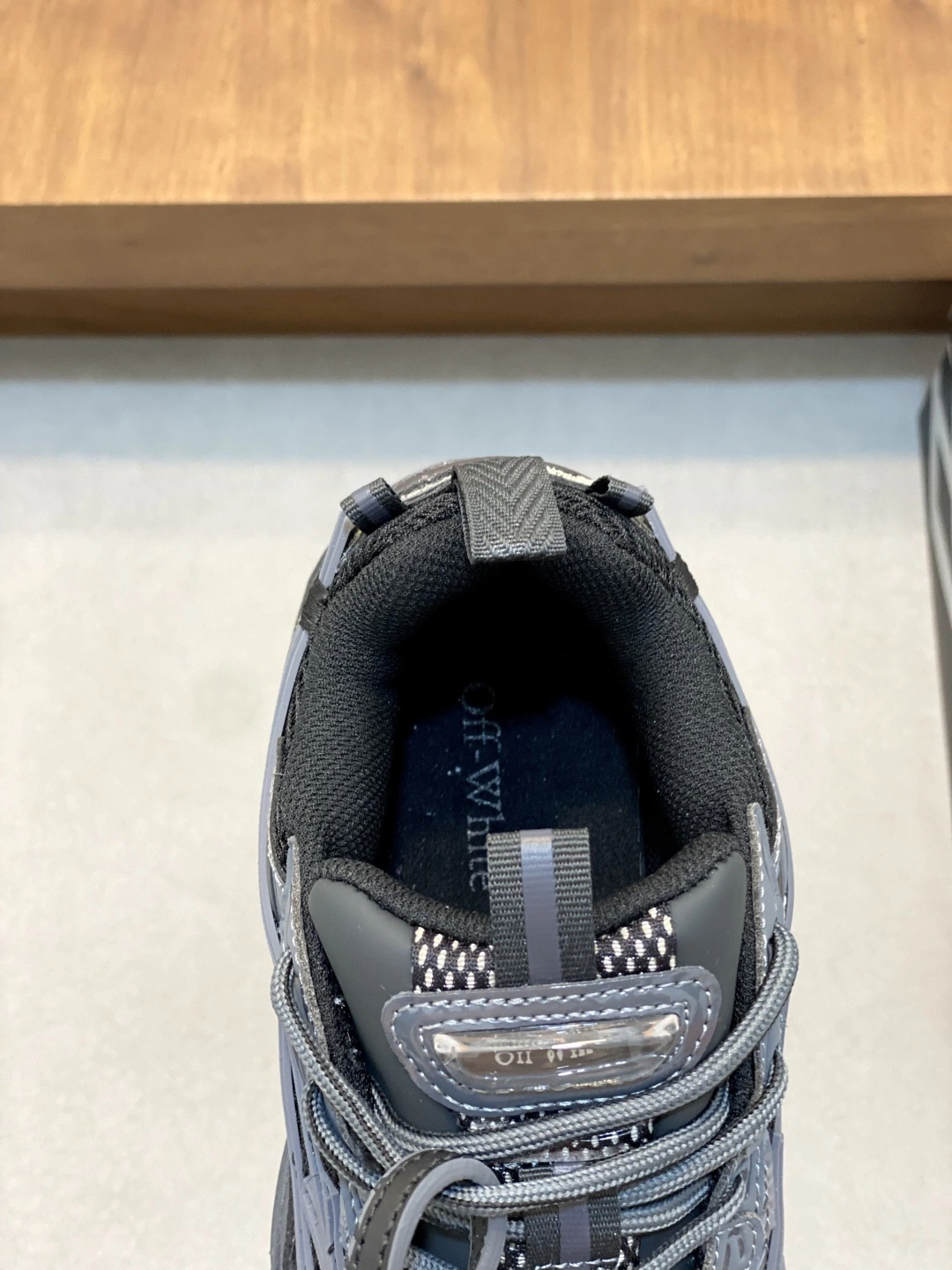 OOBB-- Off Whit5 OMIA295C99FAB0011010 OWIA289C99FAB0011010 C O VirGil Abloh item：E-X062I0122