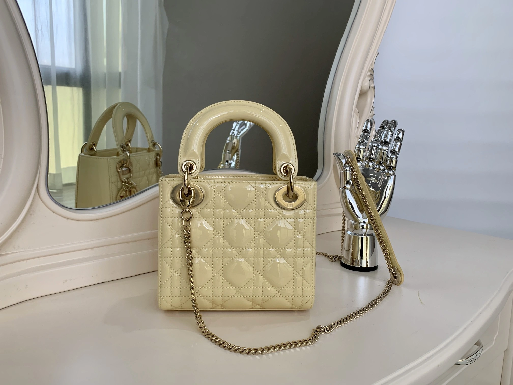 Custombag-- M0505OWCB-M26Y Lady high quality version Paint small JiHuang item：C-B803D0710