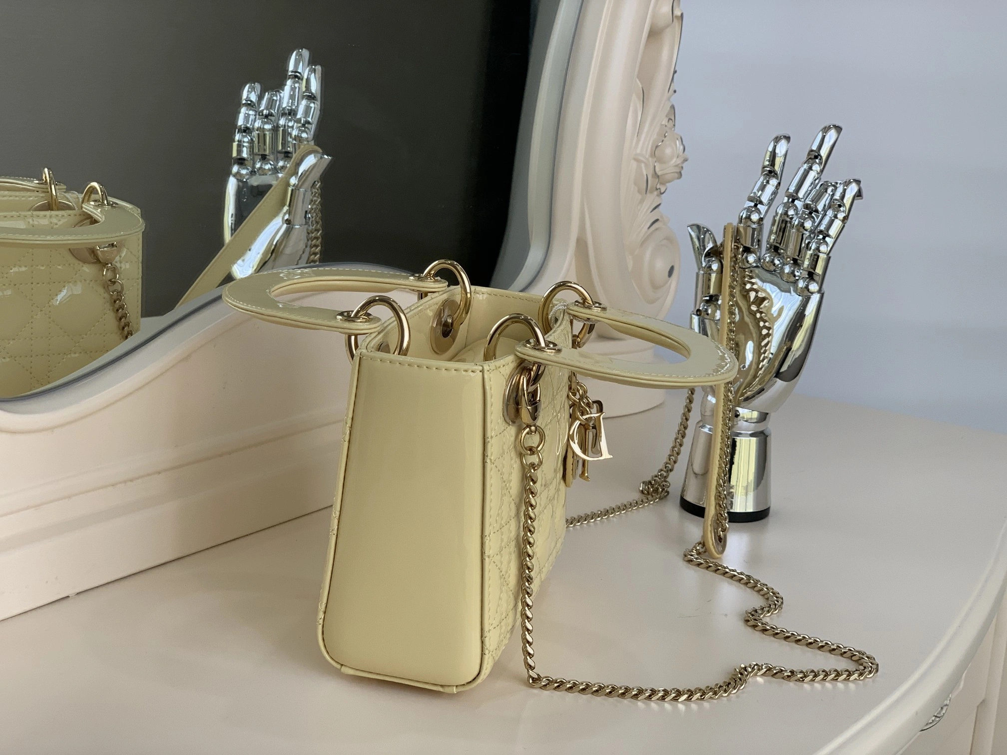 Custombag-- M0505OWCB-M26Y Lady high quality version Paint small JiHuang item：C-B803D0710