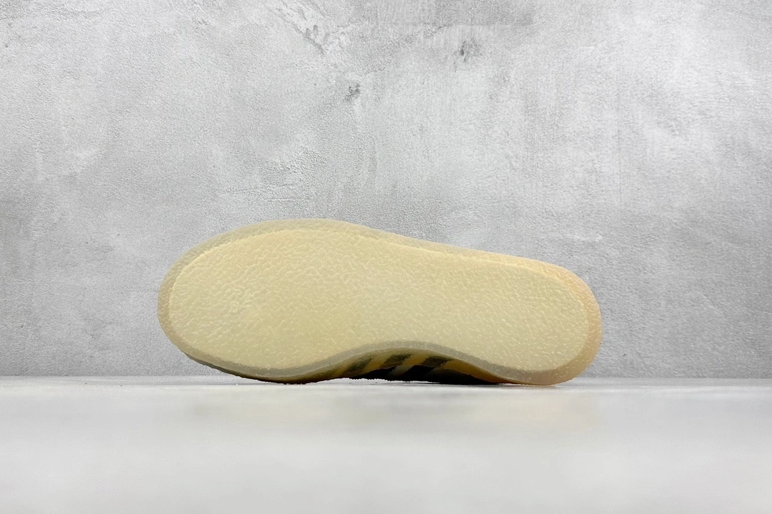 Flying pig--14i41s IE4033 KITH x Clarks x AD Originals 8th Street Samba item: E-X067L2203B