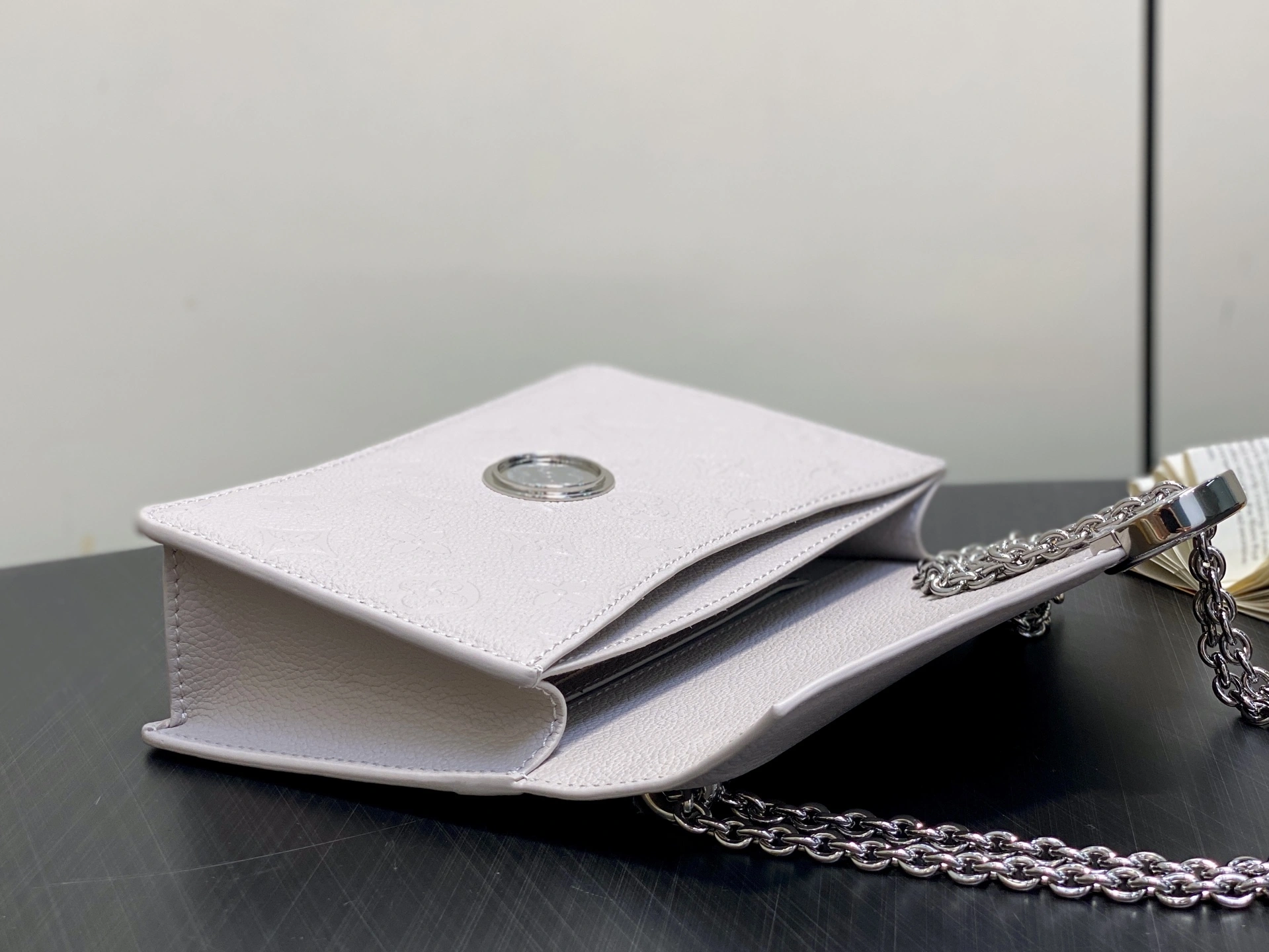 MOMO-- 8V M13570 high quality version Portefeuille chaîne Rosy Monogram Empreinte Ys item:E-B000J1835