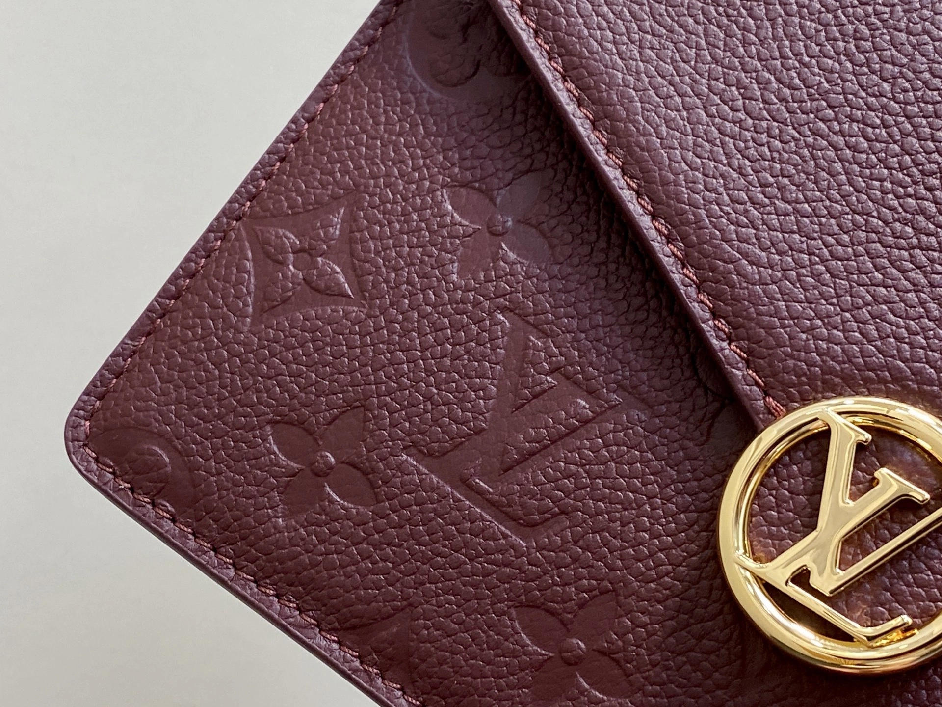 MOMO-- 8V M25814 high quality version Portefeuille chaîne Rosy Monogram Empreinte Ys item:E-B000J1836
