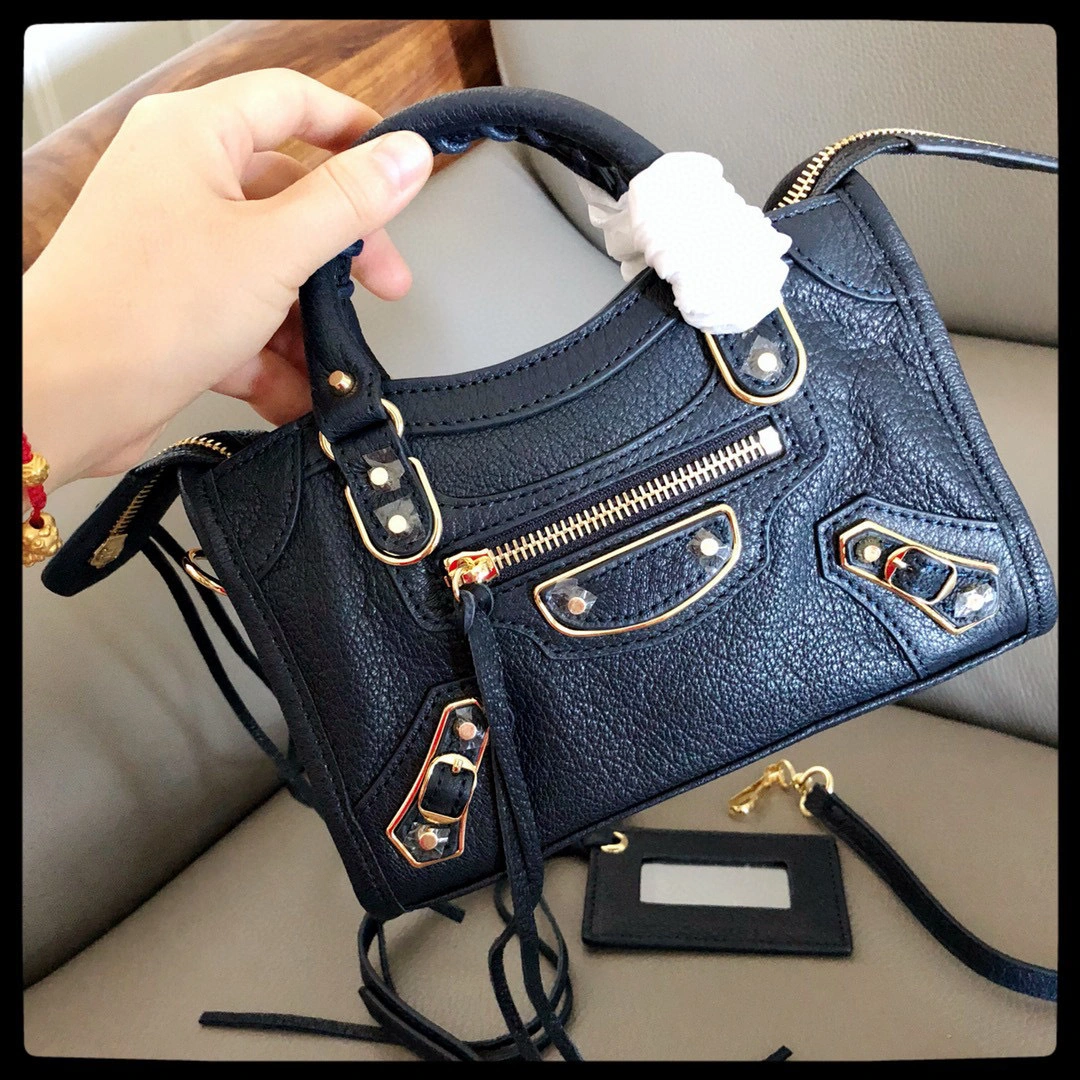 MOMO--goatskin Classic Nano 291A42 Super Mini high quality version item : 202B55K2729-4