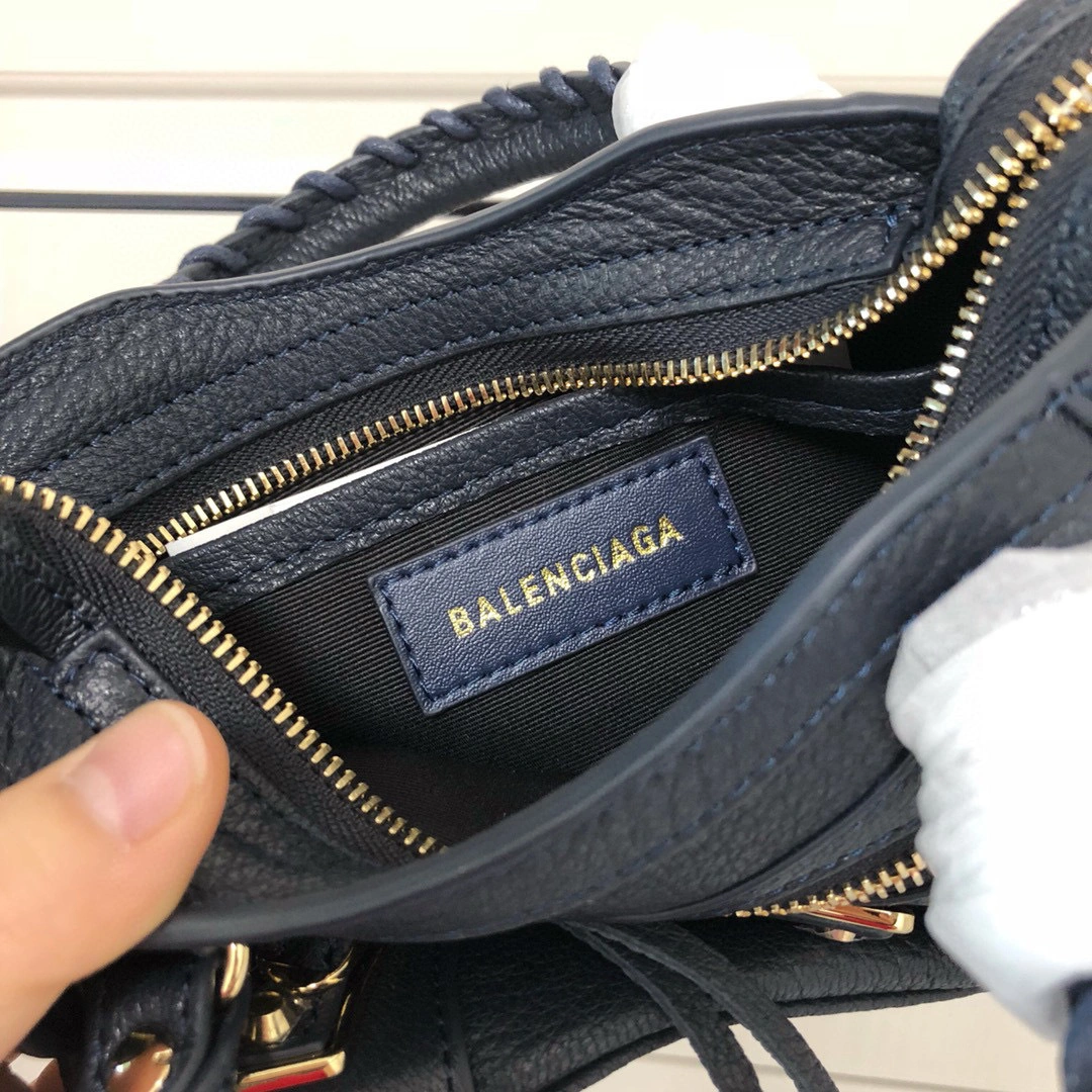 MOMO--goatskin Classic Nano 291A42 Super Mini high quality version item : 202B55K2729-4