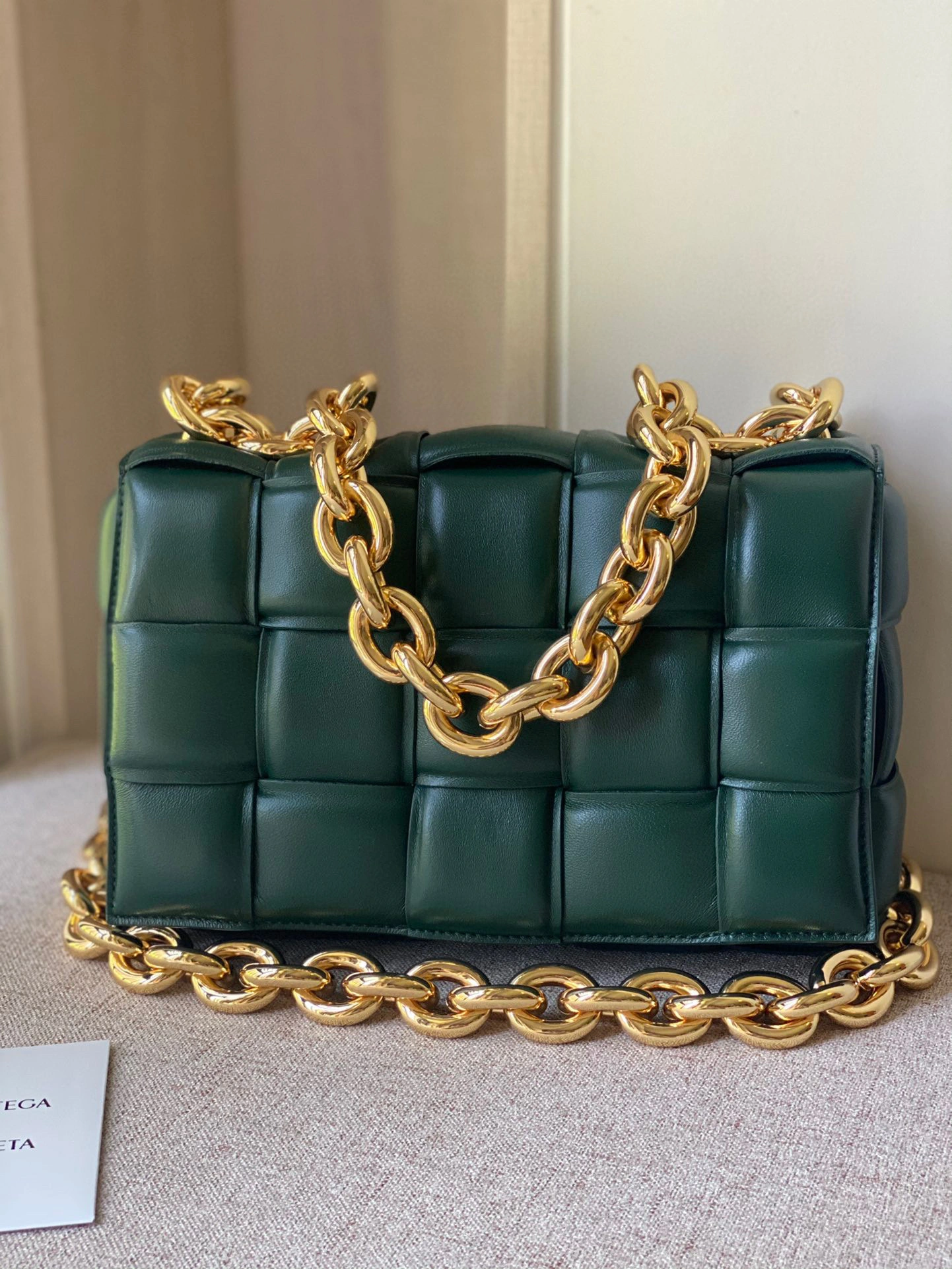 MOMO- high quality version 631421-VBWZ0-3035 THE CHAIN CASSETTE lambskin item：B-B063G2217C