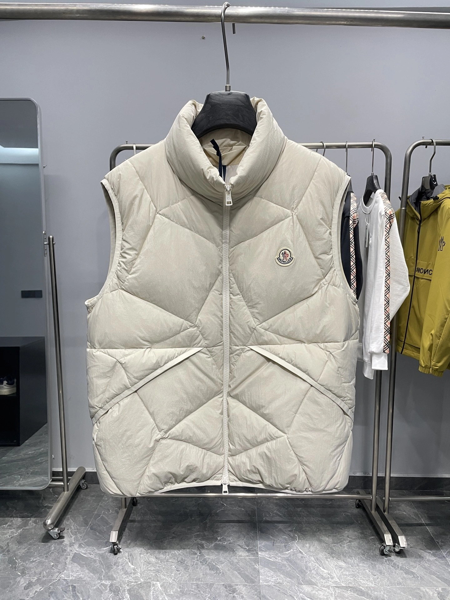 Bald Eagle- 7o9385r high quality version Down jacket 90% white duck down nylon 2Colour item:E-F360K1110-2