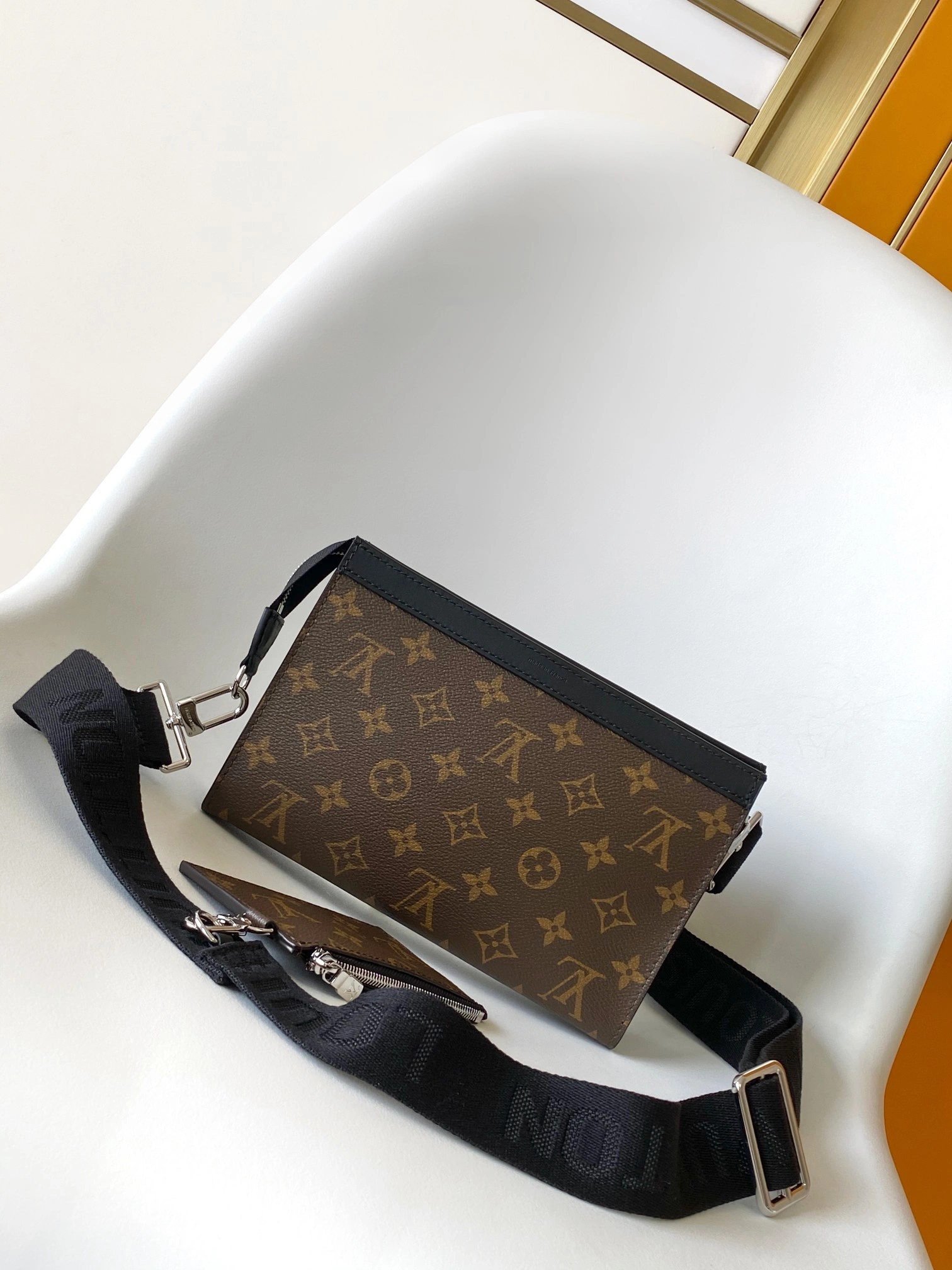MOMO--8V M14036 high quality version Gaston Wearable Wallet Pochette Voyage cowhide item:F-B000A1404