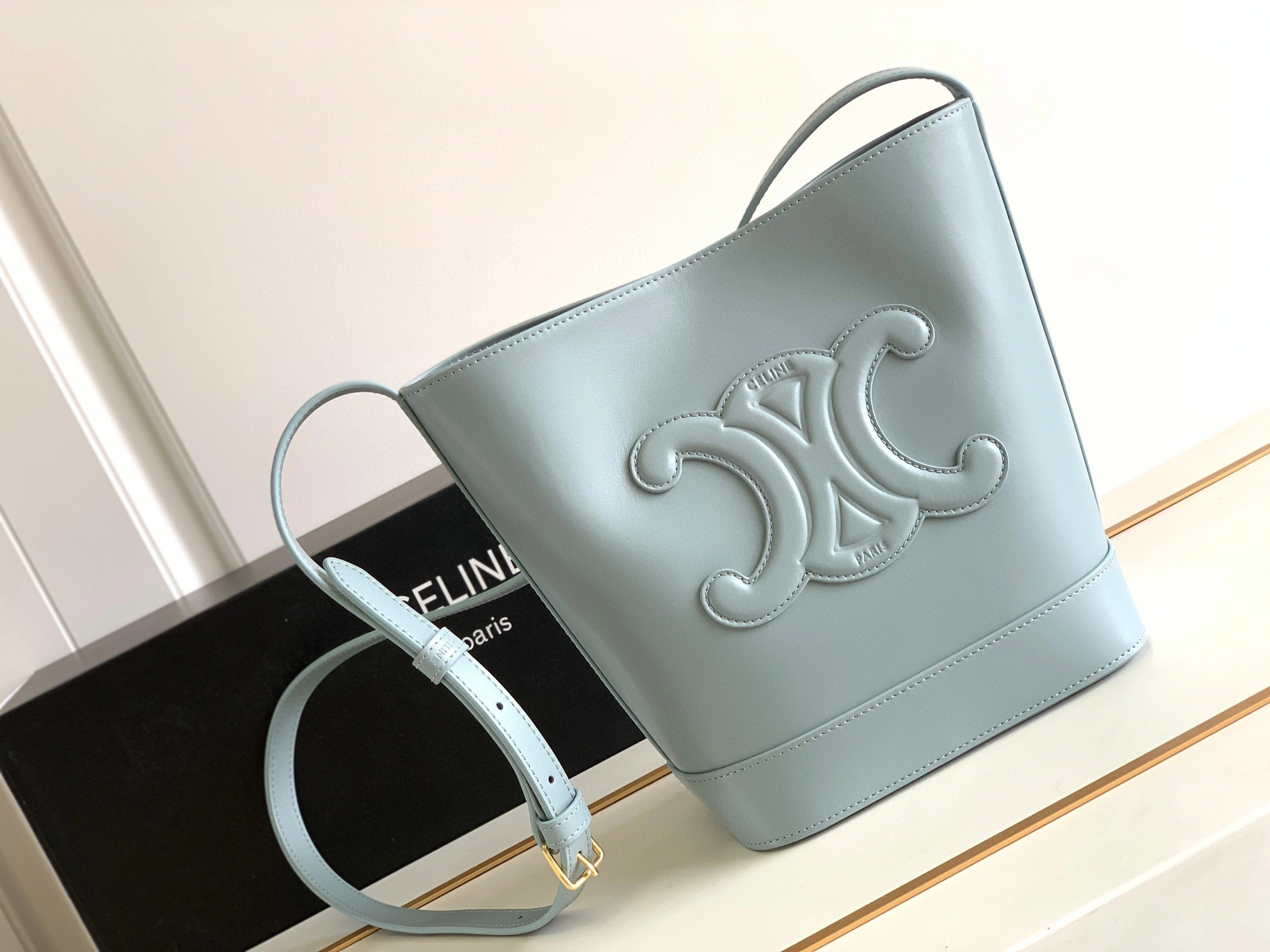 MOMO- high quality version 198243DU3-07IC 2022s CUIR TRIOMPHE cowhide item：B-B195J2703C
