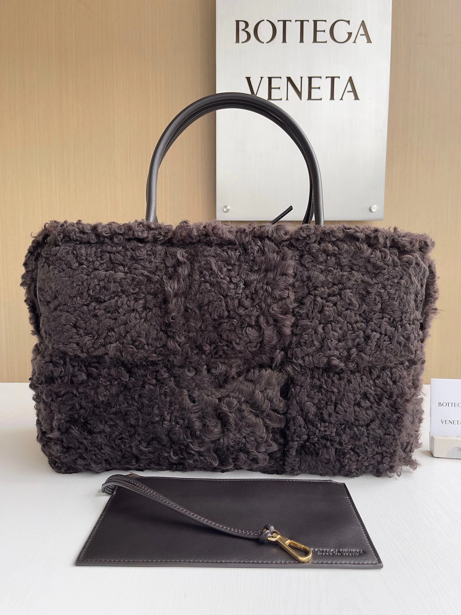 MOMO- high quality version 609175-V13F1-2132 Bottega Veneta Arco Tote item：B-B063I0710C