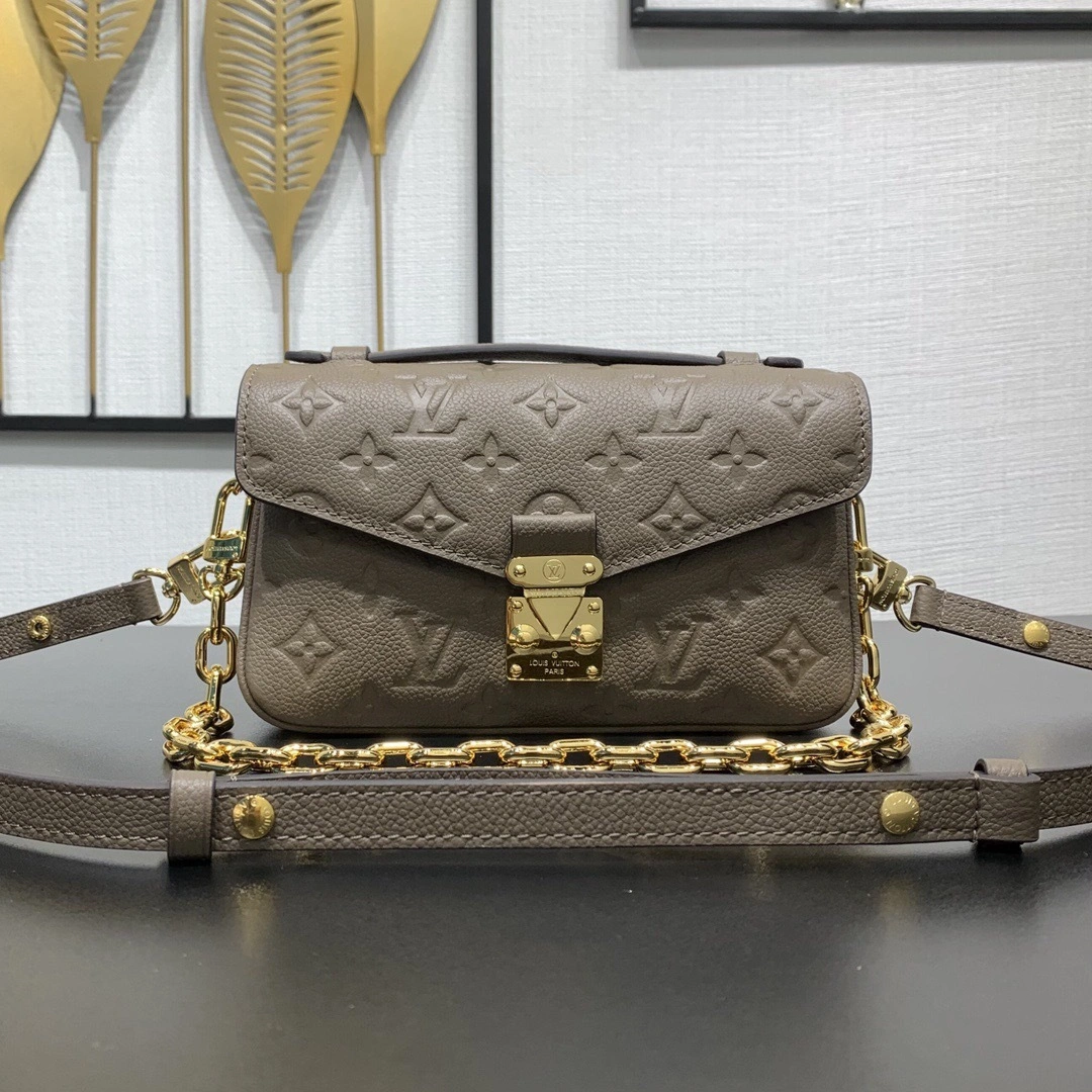 MOMO--8V M25910 high quality version Pochette Métis East West Monogram Empreinte item:E-B000L1809T