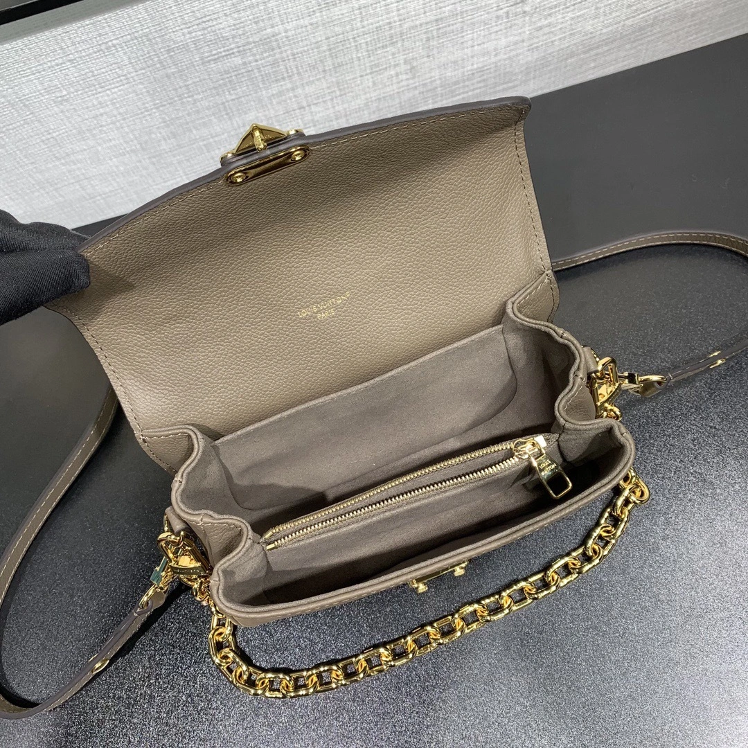 MOMO--8V M25910 high quality version Pochette Métis East West Monogram Empreinte item:E-B000L1809T