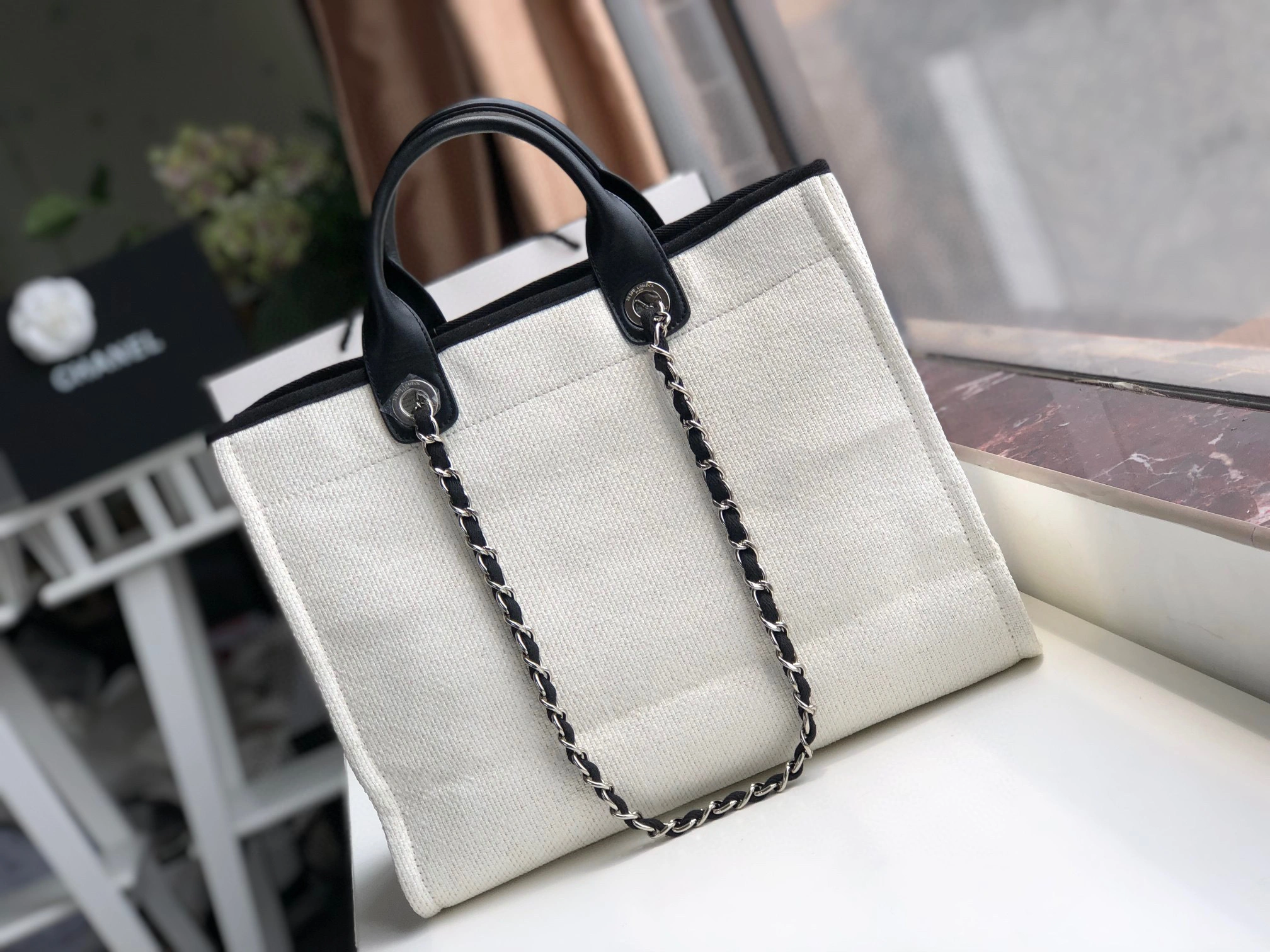 high quality version item : 00B00E0818T