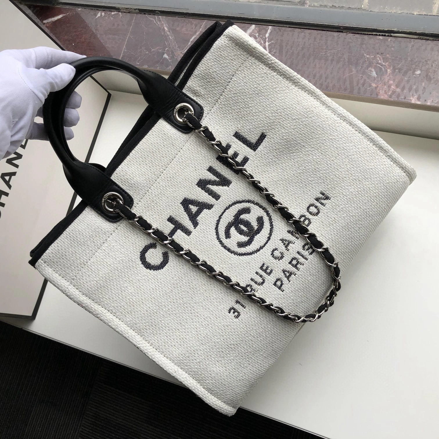 high quality version item : 00B00E0818T