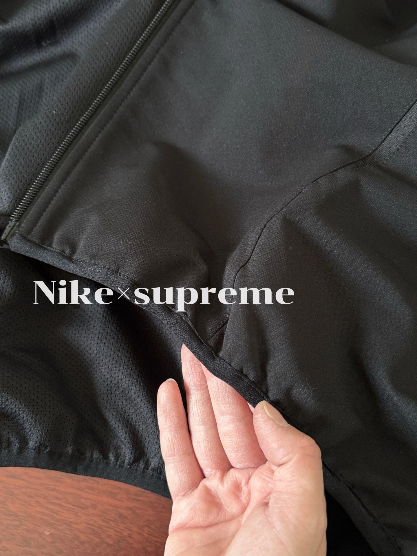 Gemini-- S575 Supreme x Nike SS25 WEEK4 Track Jacket logo embroidery item: E-F000J0217