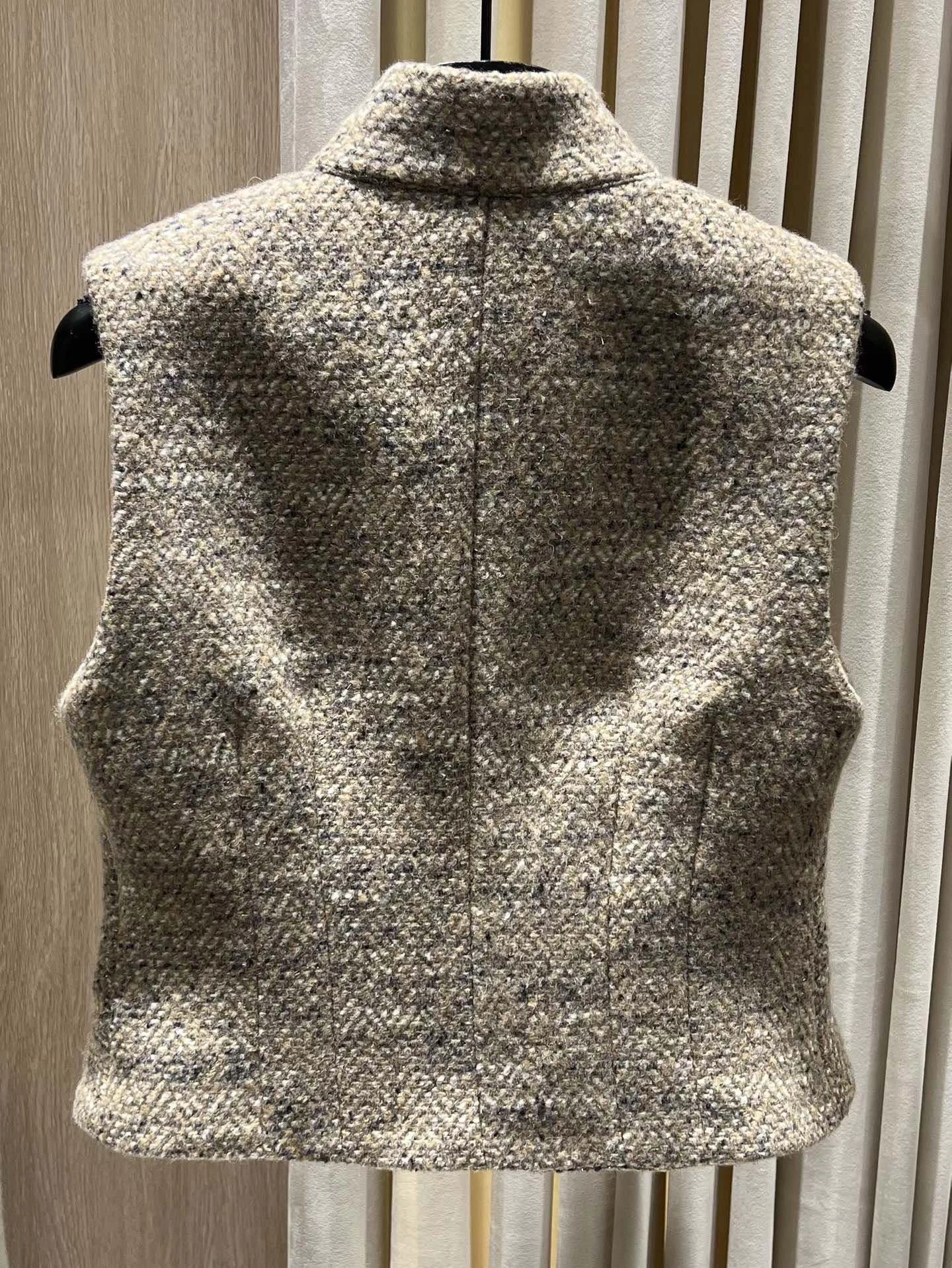 Victoria-- 8oro Pi191 Wool Blend Tweed Blazer Tweed Stand-Collar Vest item:F-F140A1403H