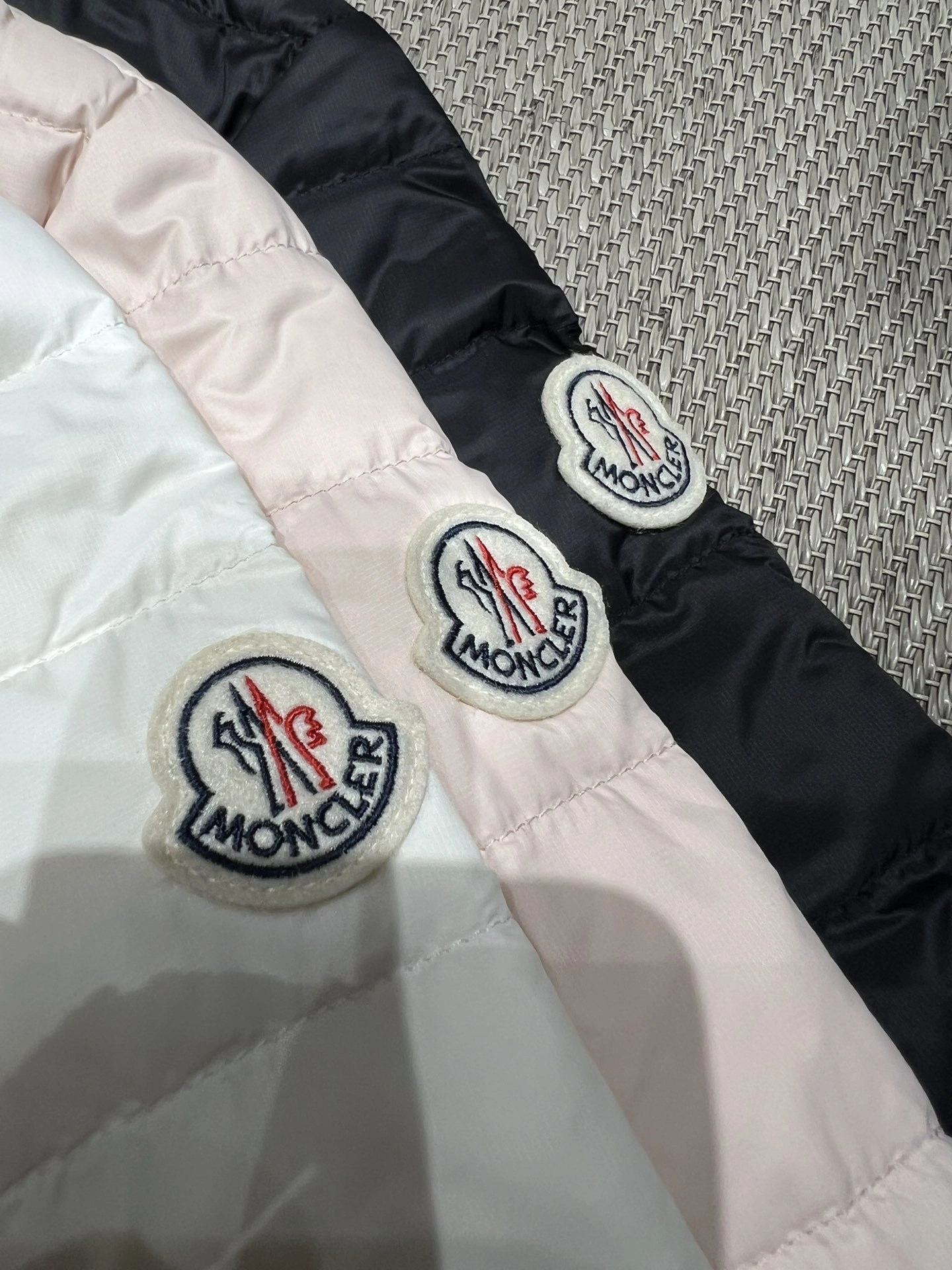 Victoria- 7o9385r Moncler Hede Down jacket white goose down 3colour item:E-F140I2753-3H