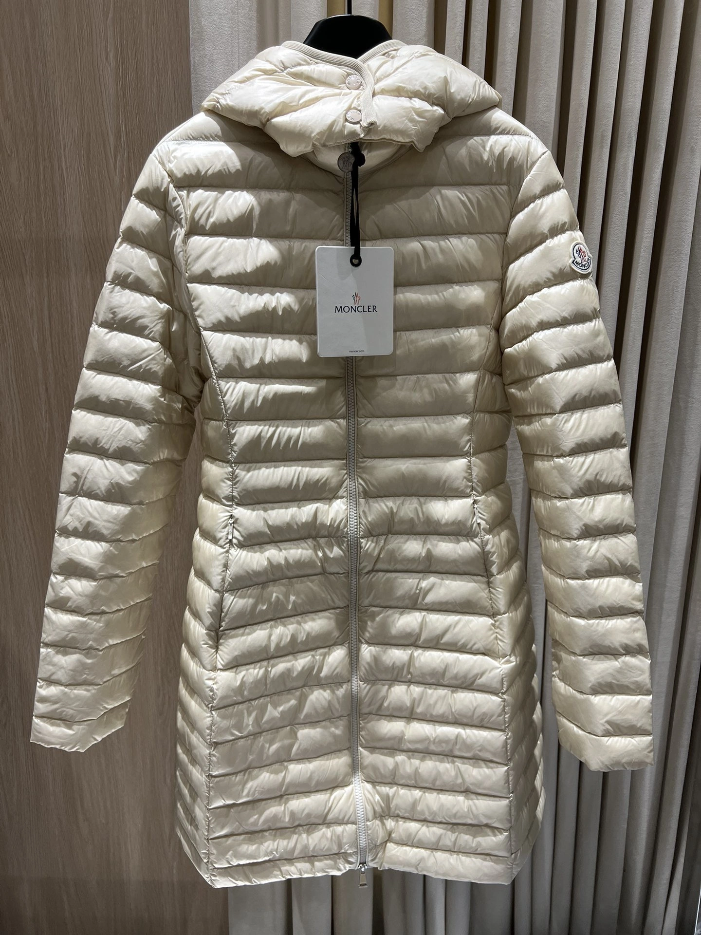 Victoria-- 7o9385r Down jacket nylon white goose down 2colour item: E-F140J1217-2H