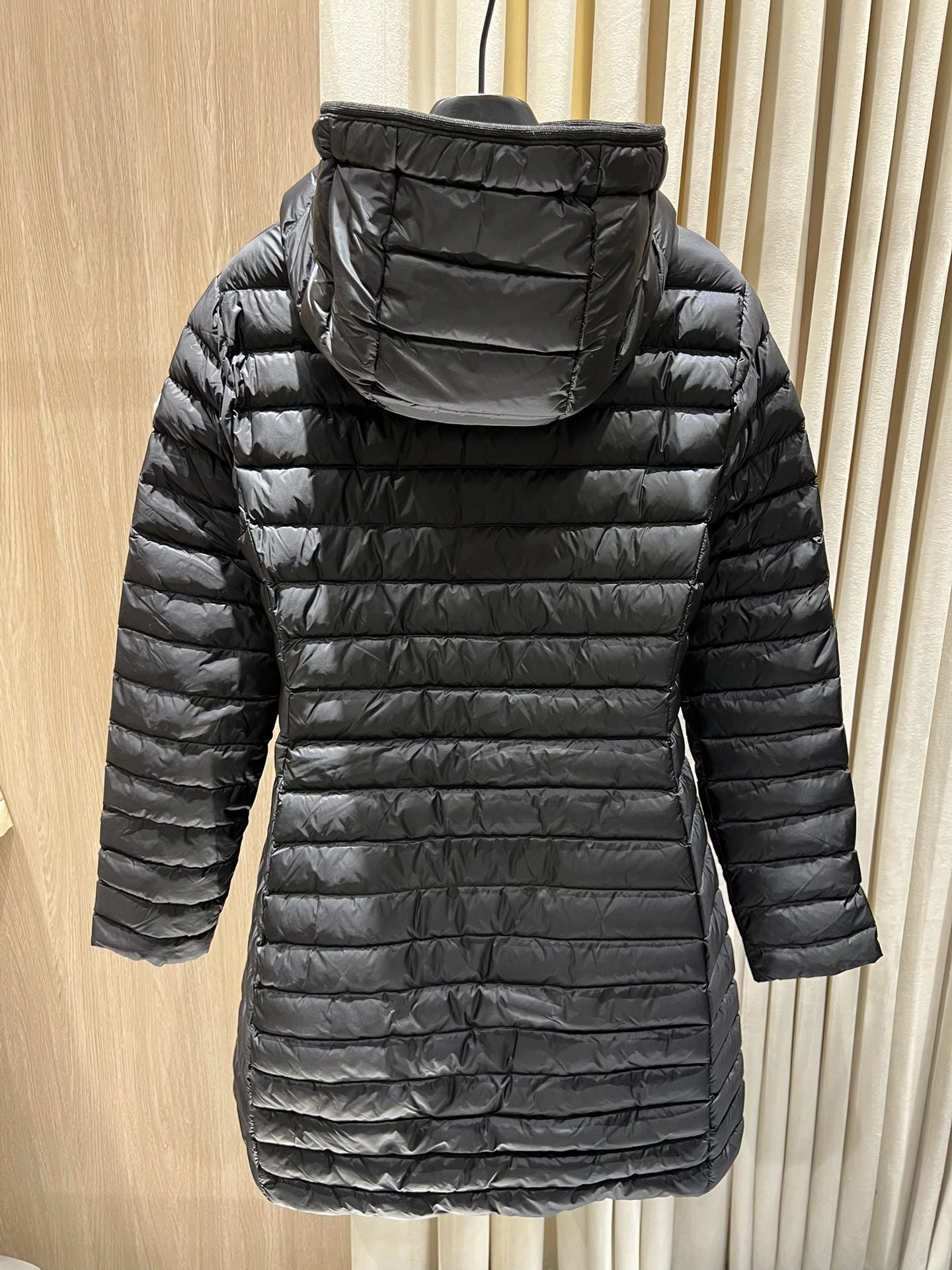 Victoria-- 7o9385r Down jacket nylon white goose down 2colour item: E-F140J1217-2H