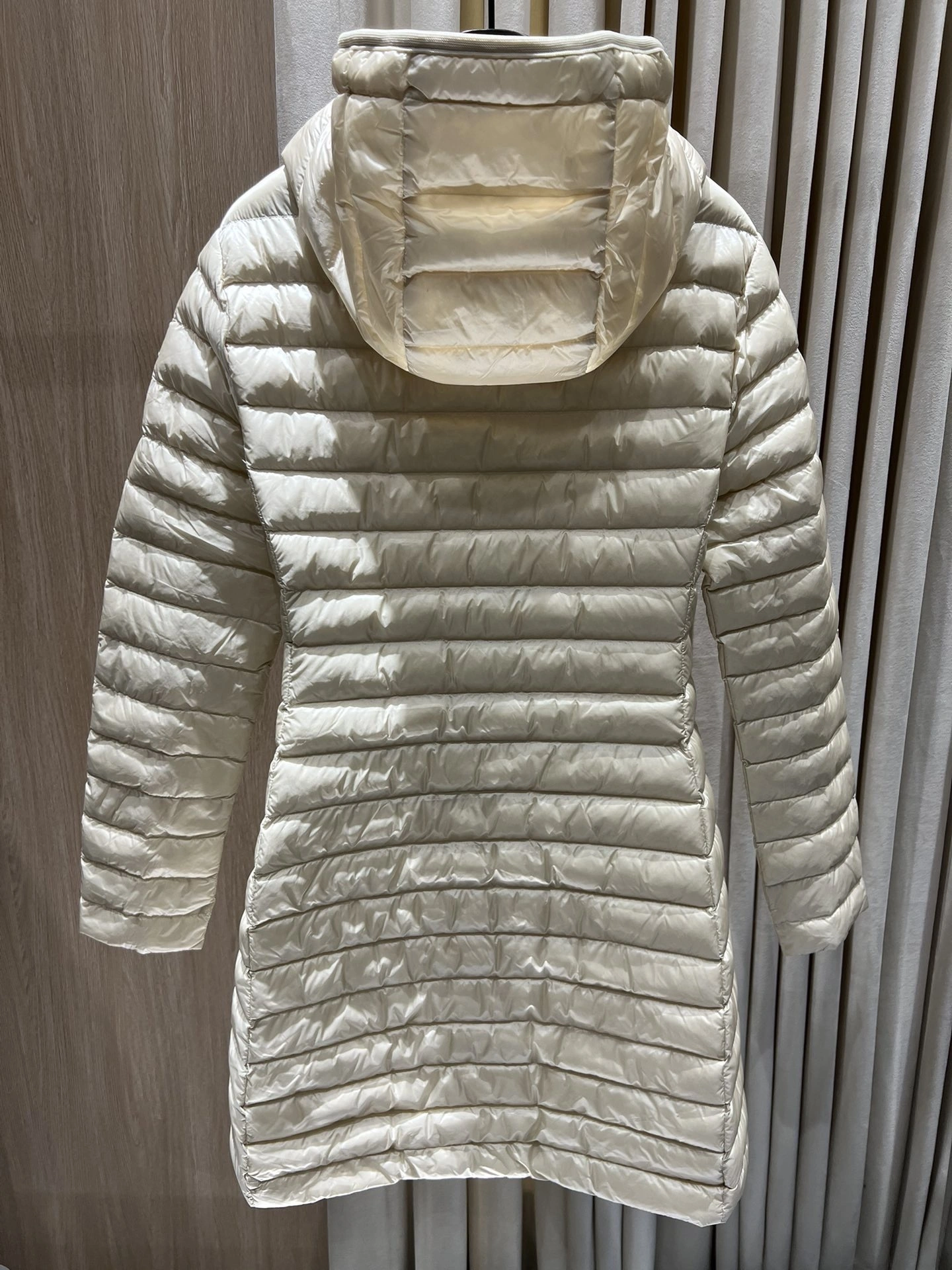 Victoria-- 7o9385r Down jacket nylon white goose down 2colour item: E-F140J1217-2H