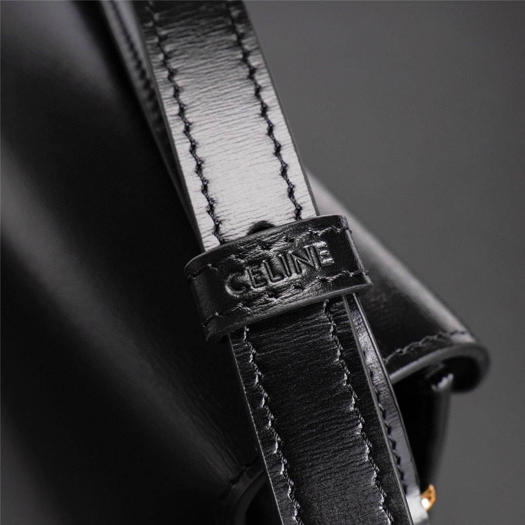 MOMO- high quality version 110413BF4-38NO TEEN BESACE TRIOMPHE cowhide item：B-B000J1905C
