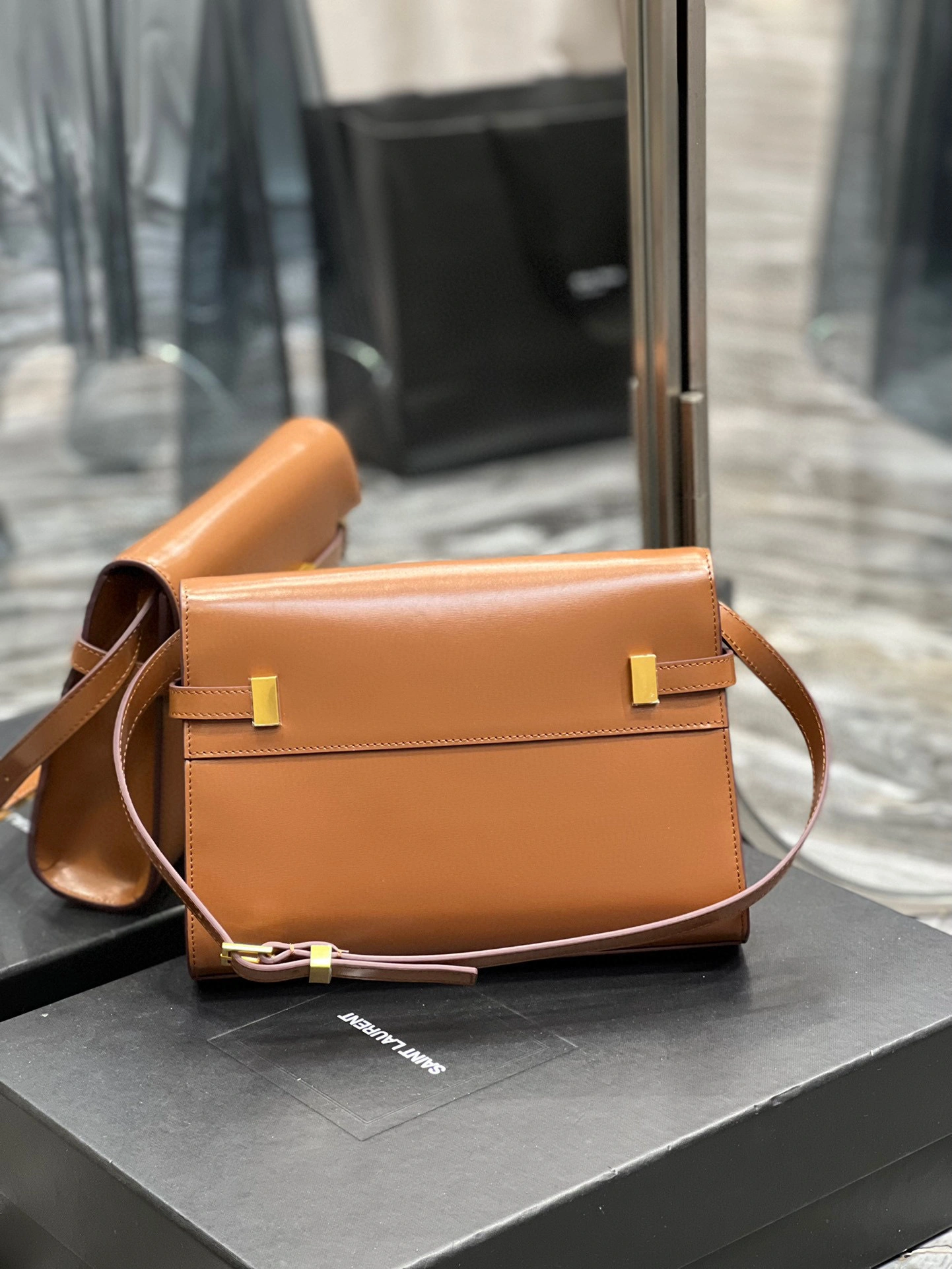 MOMO- high quality version 675626-0SXPW-6362 6756260SXPW6362 Manhattan item：B-B000I0411C