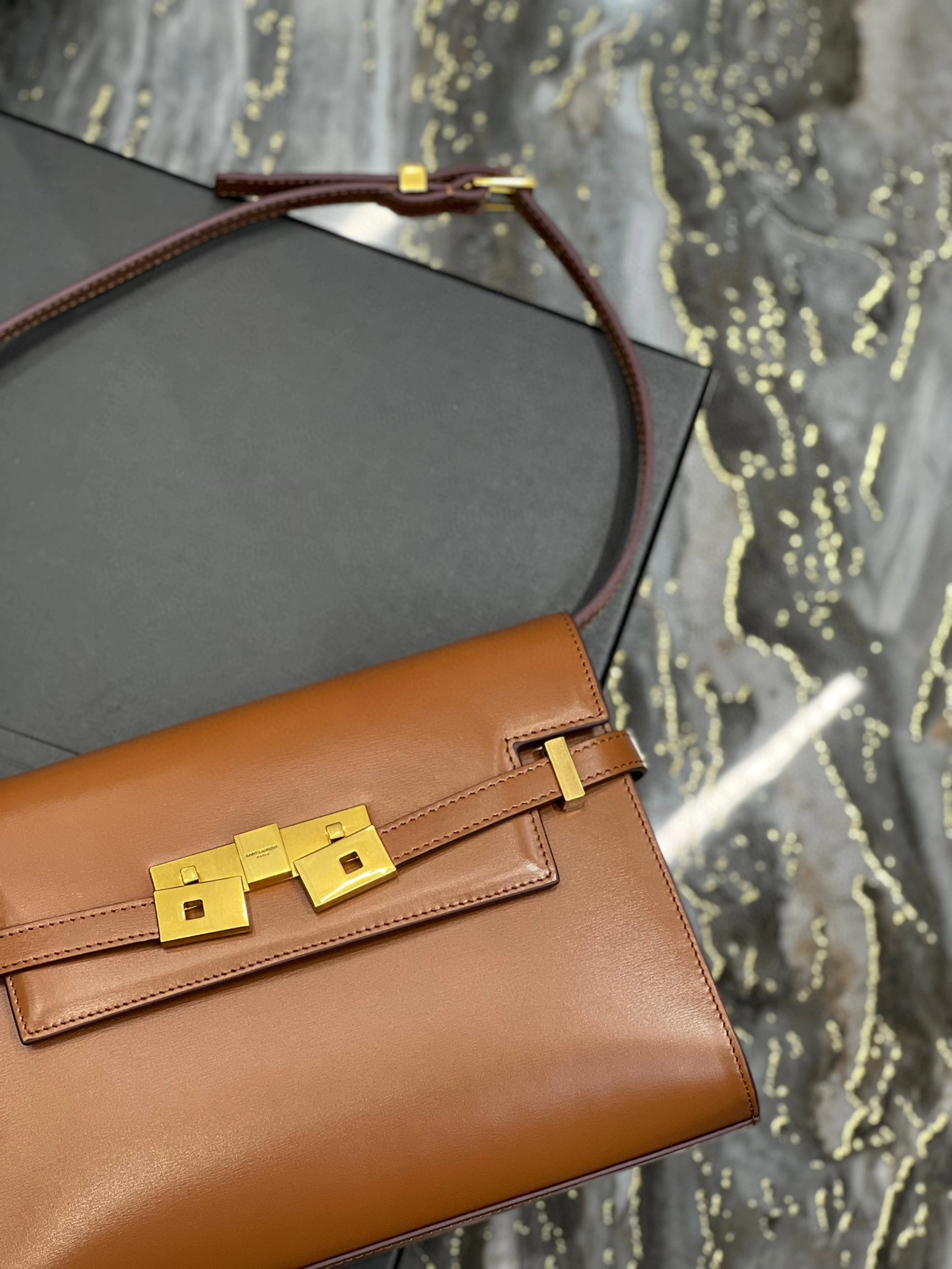 MOMO- high quality version 675626-0SXPW-6362 6756260SXPW6362 Manhattan item：B-B000I0411C
