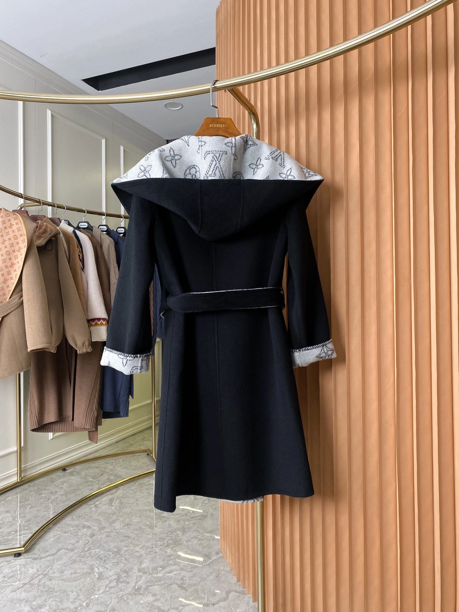 Bald Eagle-- 8V high quality version reversible cashmere Wool reversible lambskin item:D-F020K0124