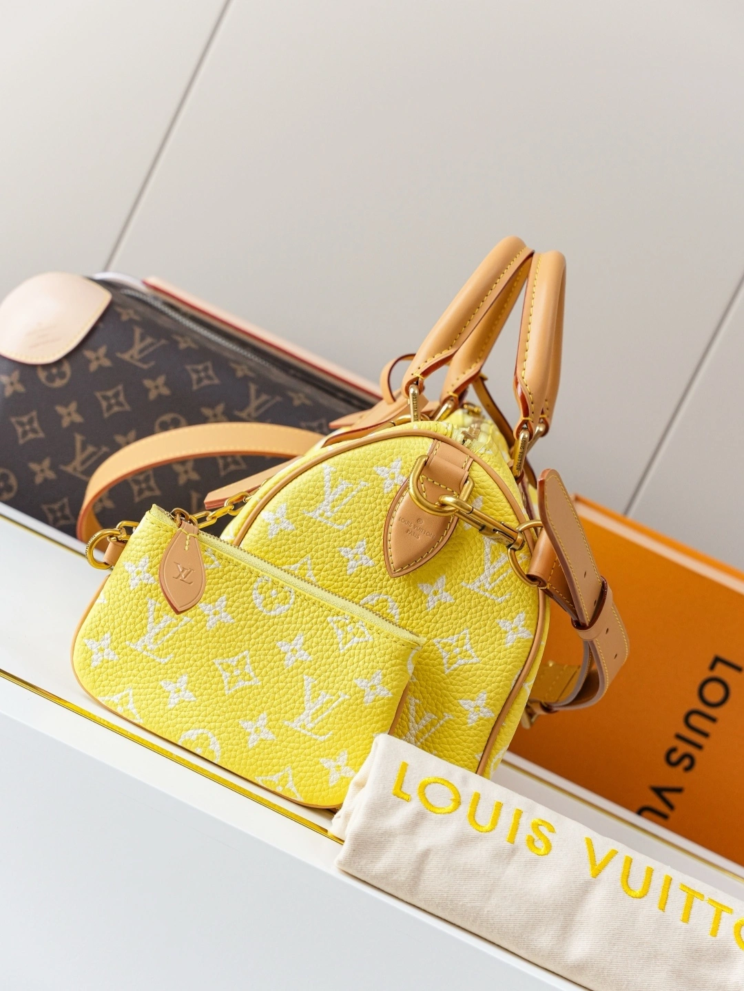MOMO-- 8V M13902 high quality version Speedy P129 Bandoulière 25 Monogram Leather cowhide sheepskin item:E-B177I1745