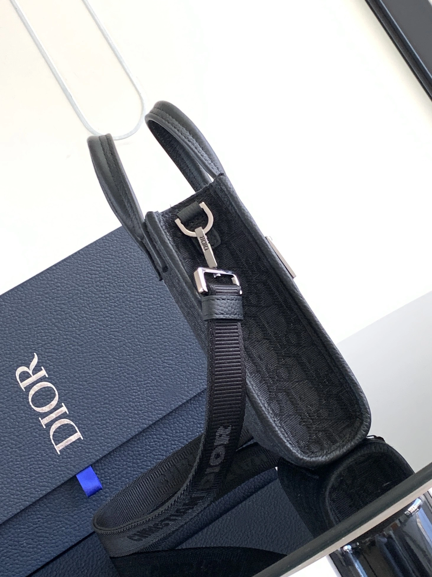 MOMO-- 4ior 2ESWS017YKY-H03E 2ESWS017YKY_H03E Safari North-South cowhide item:D-B109F2016
