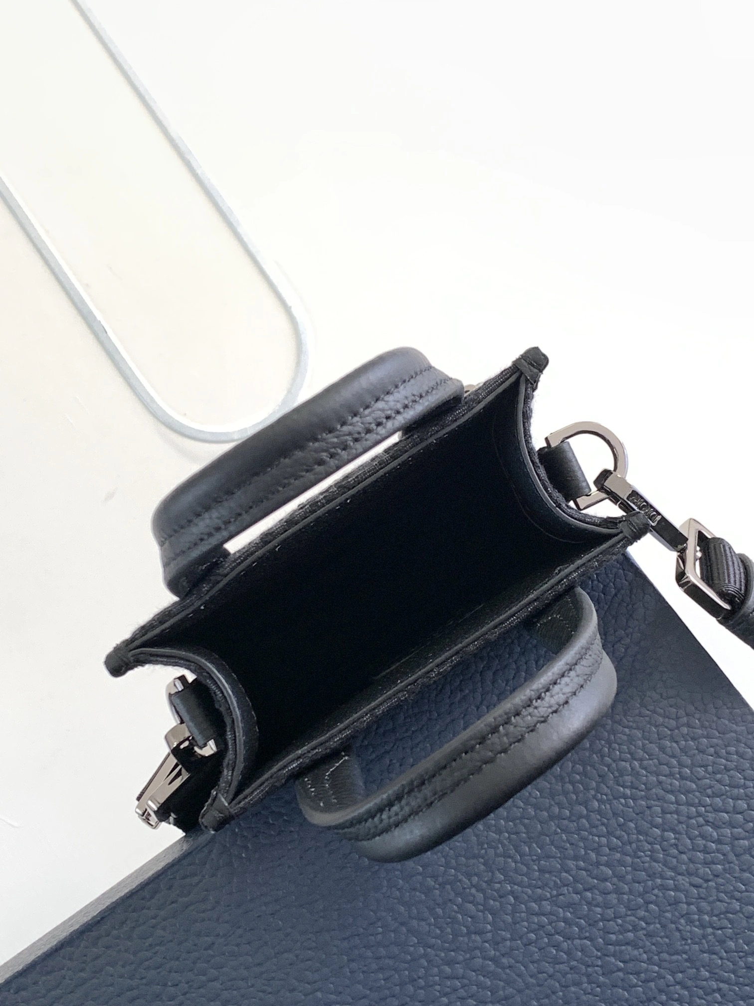 MOMO-- 4ior 2ESWS017YKY-H03E 2ESWS017YKY_H03E Safari North-South cowhide item:D-B109F2016