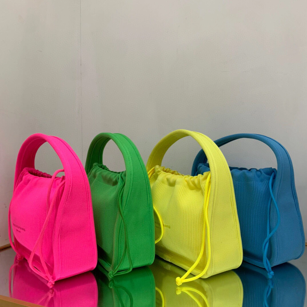 item:B-B063I34492T