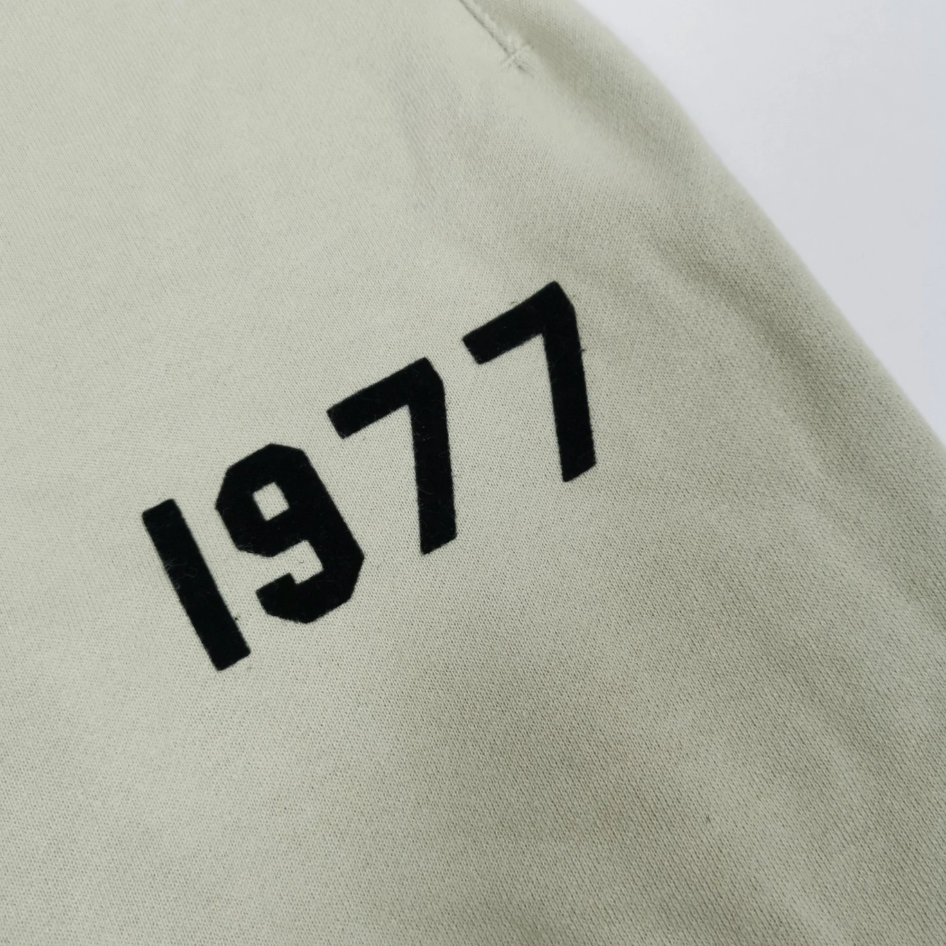 item:C-F477D0850