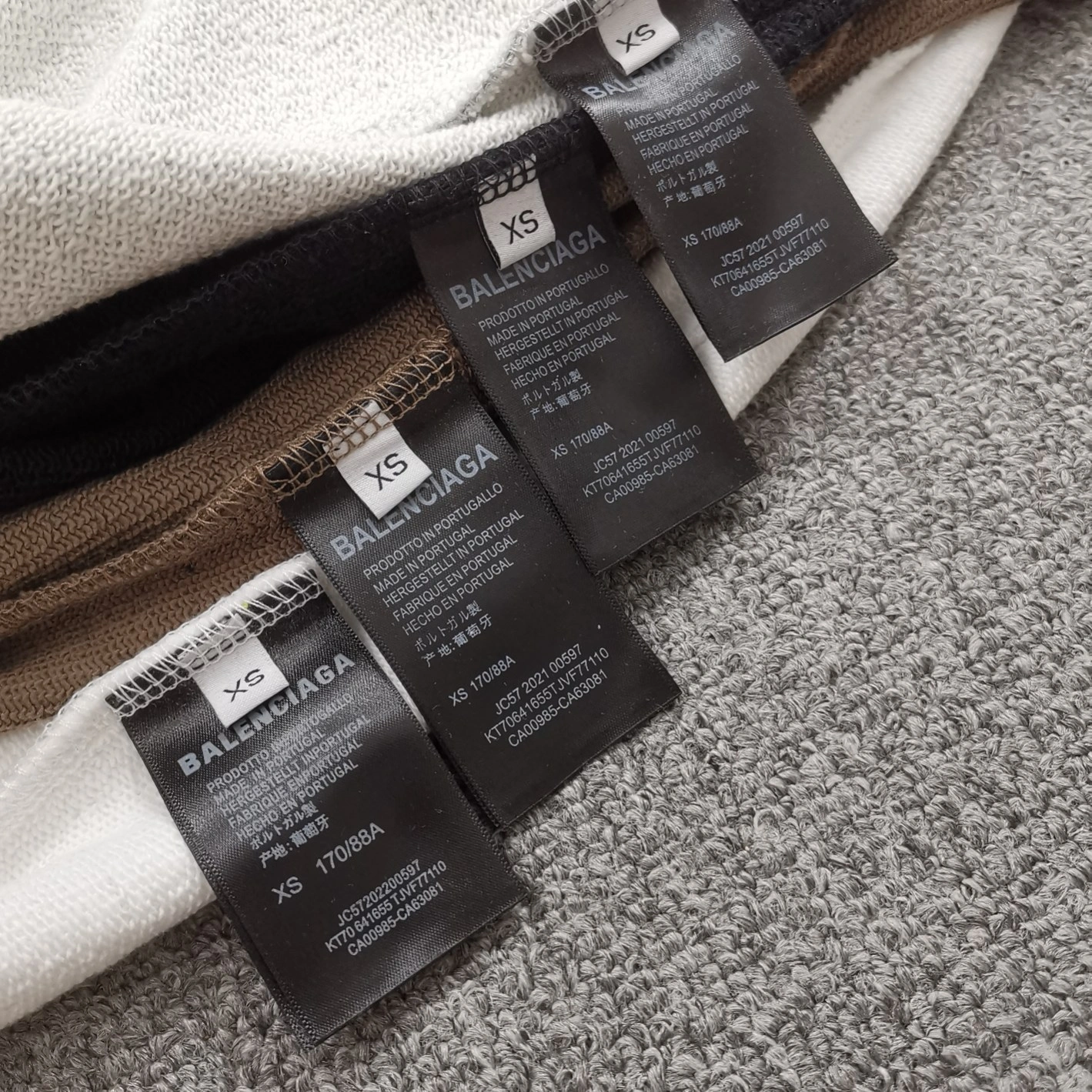 &item:C-F477D1352