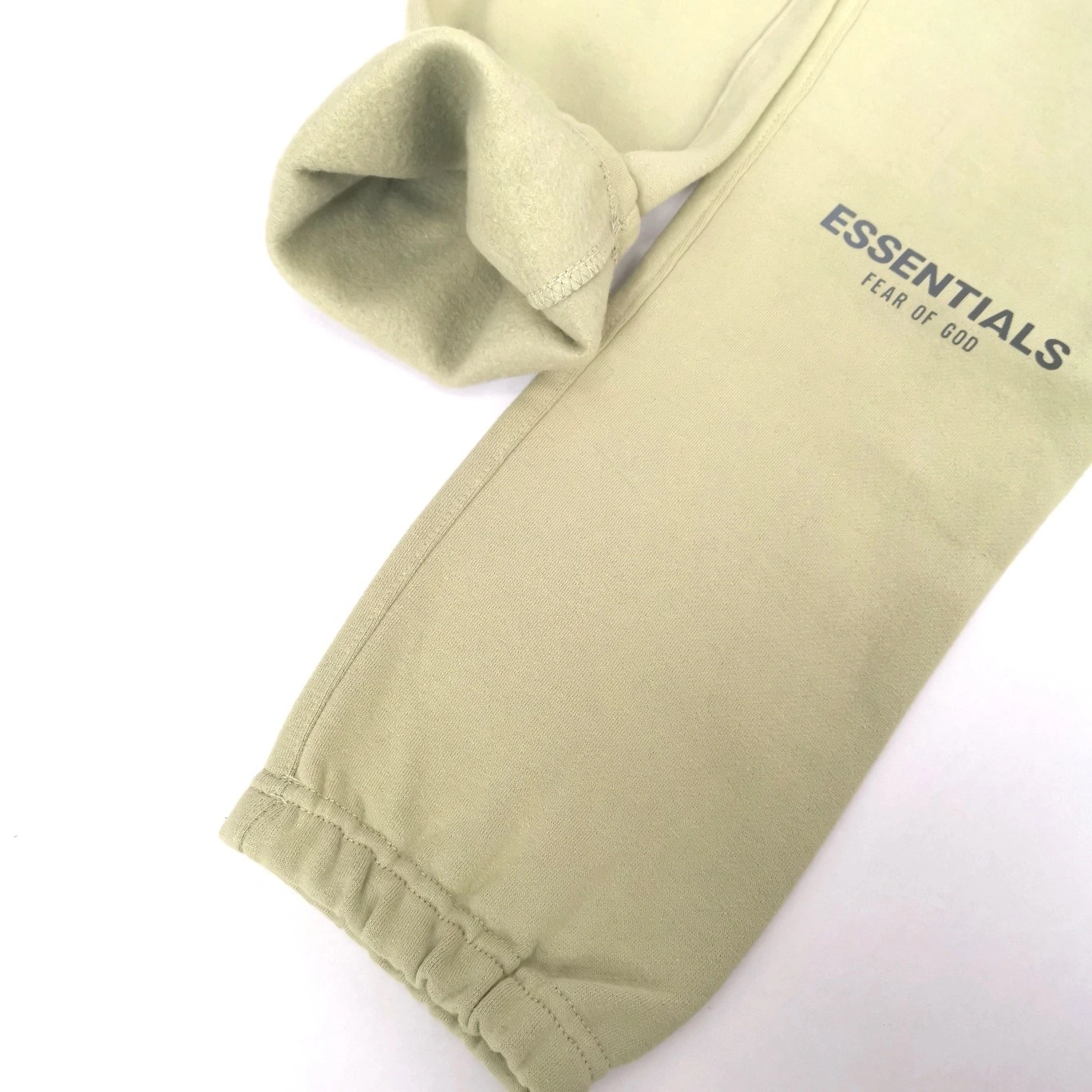 item:C-F477D2058