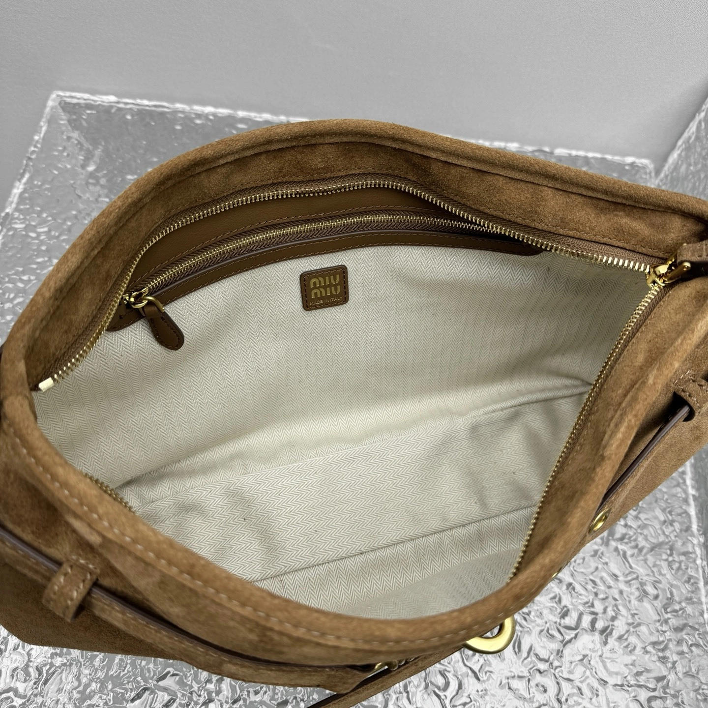 MOMO- 7iu7iu 5BC181_2CSS_F0316_V_000 high quality version Aventure 25ss item:E-B664G2026