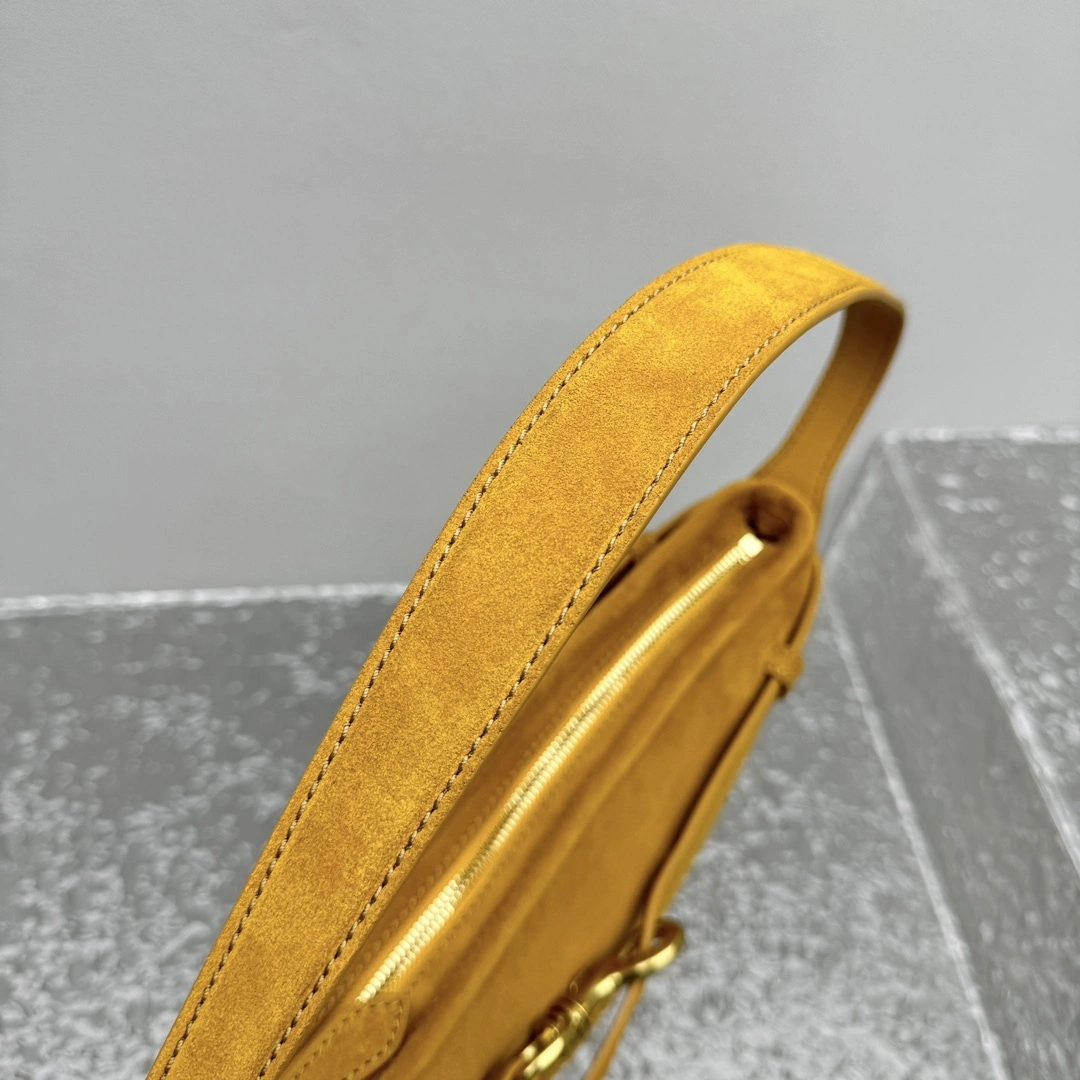 MOMO- 7iu7iu 5BC182_2CSS_F0R55_V_OOO high quality version Aventure 25ss item:E-B664G2021