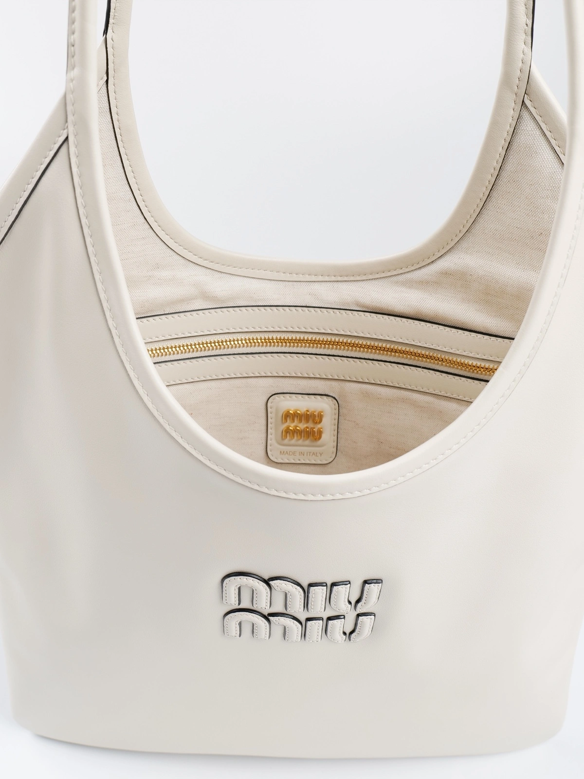 MOMO-- 7iu7iu 5BG231-2DDJ-F0K74-V-MLO high quality version Calfskin Tote item:E-B461A1256