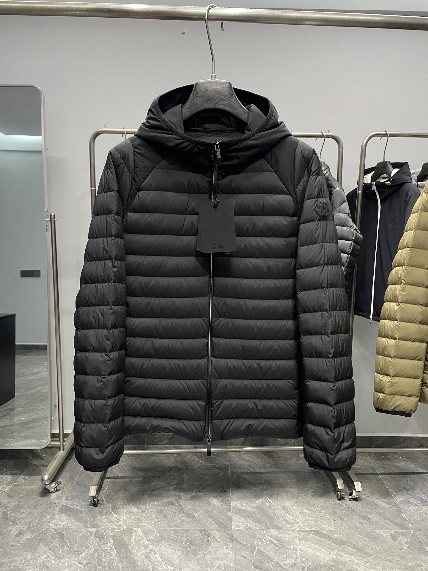 Bald Eagle- 7o9385r Down jacket 90 white duck down nylon 2colour item:E-F360K0305-2