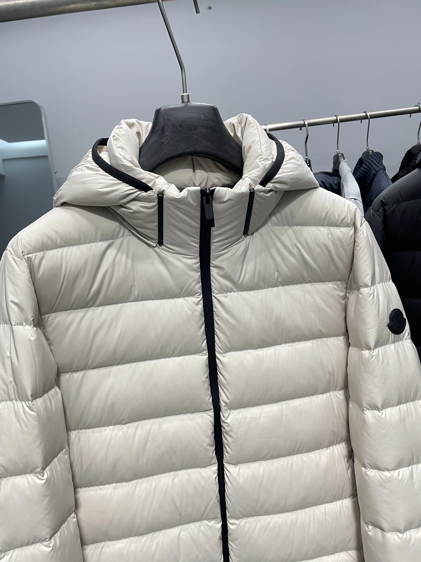 Bald Eagle- 7o9385r Down jacket 90 white duck down nylon 2colour item:E-F360K0306-2