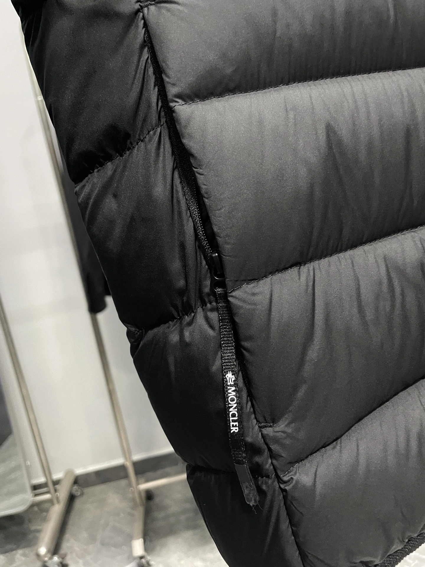 Bald Eagle- 7o9385r Down jacket 90 white duck down nylon 2colour item:E-F360K0306-2