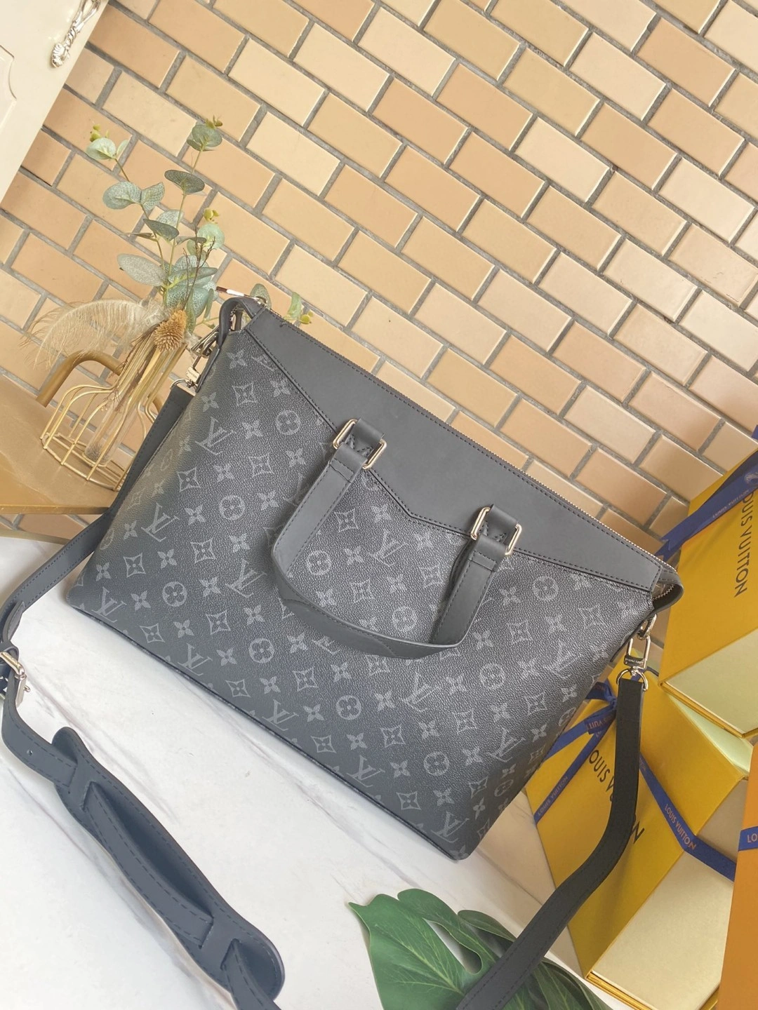 m40566 Monogram item : BT-B225C1837